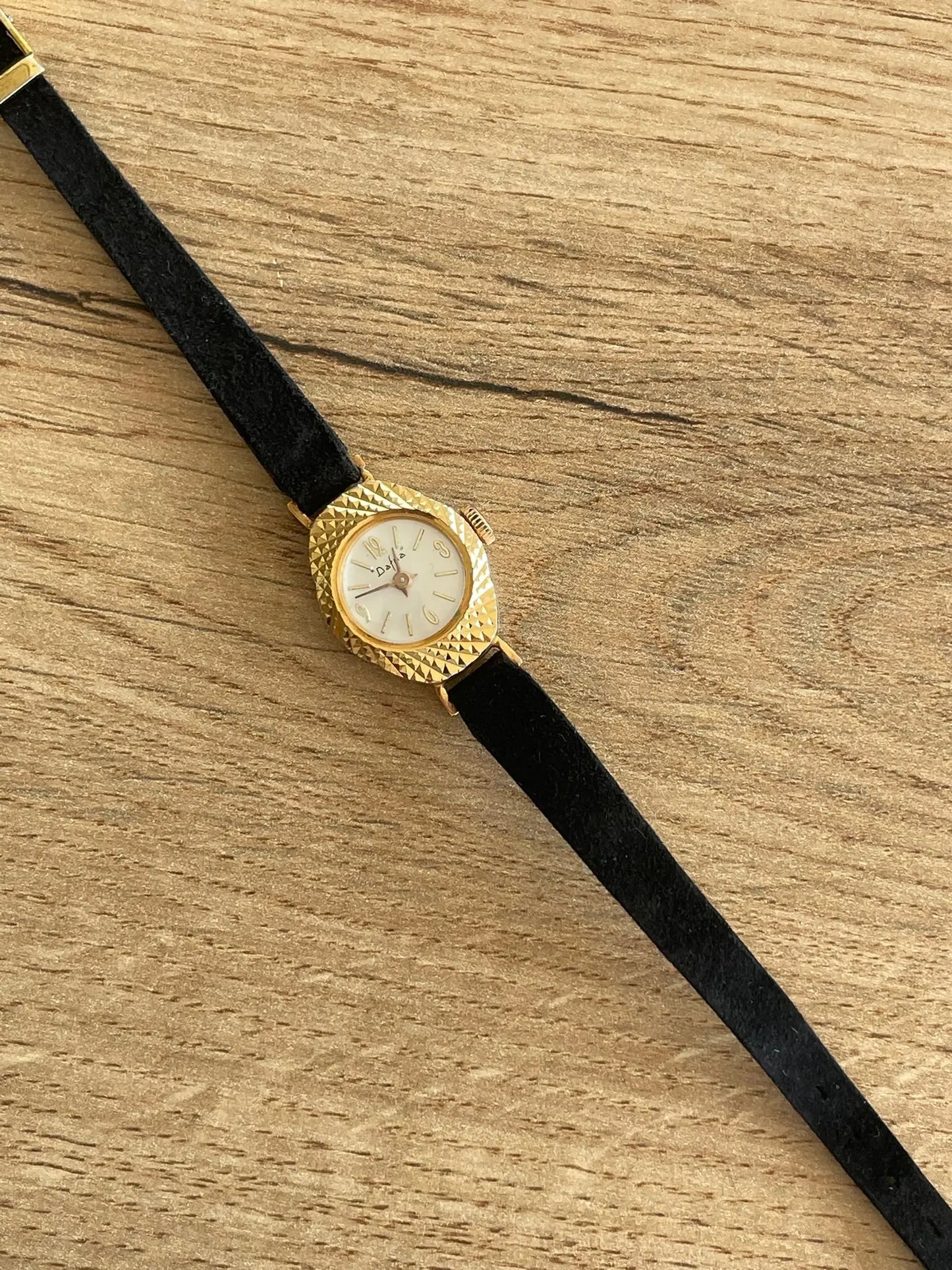 DAFNA Montre bracelet - DropAndWatch