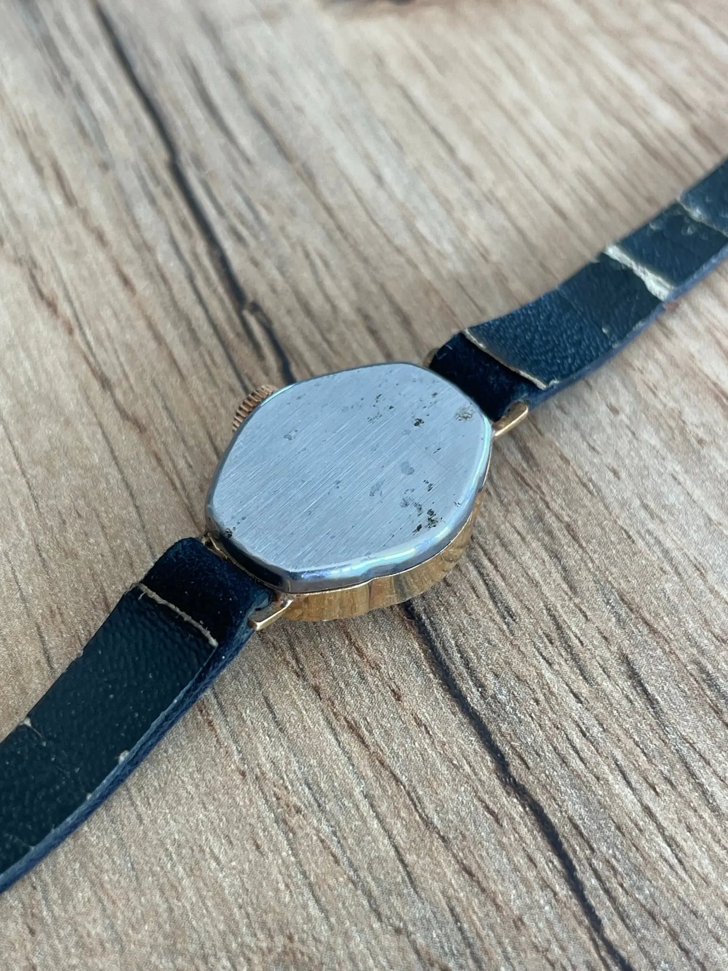 DAFNA Montre bracelet - DropAndWatch