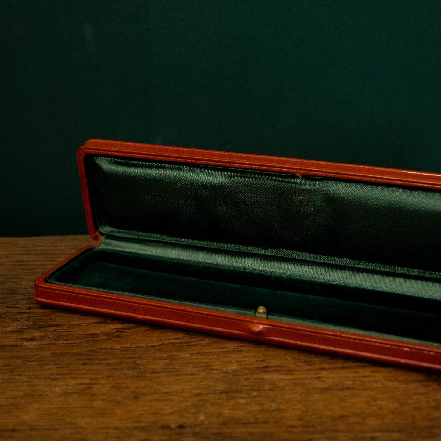 Ecrin Vintage LIP en cuir LIP