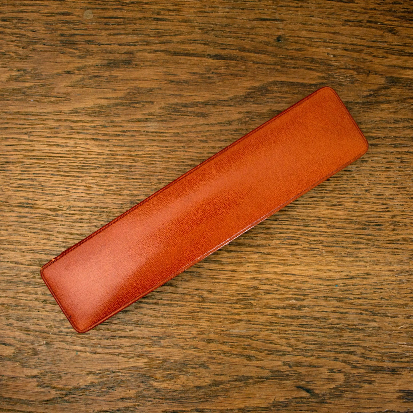 Ecrin Vintage LIP en cuir LIP
