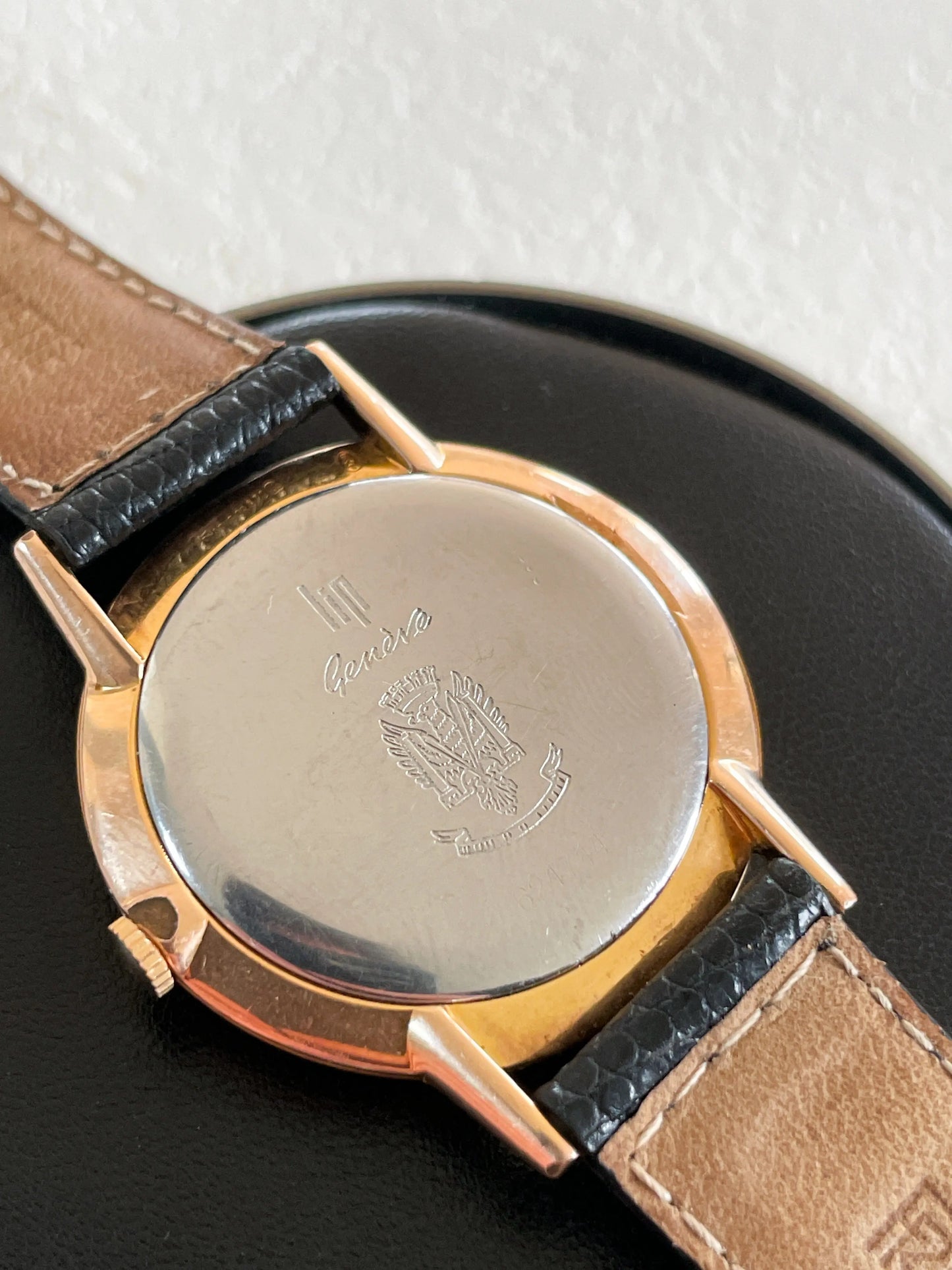 LIP Genève Extra Plate + Ecrin d'origine - DropAndWatch