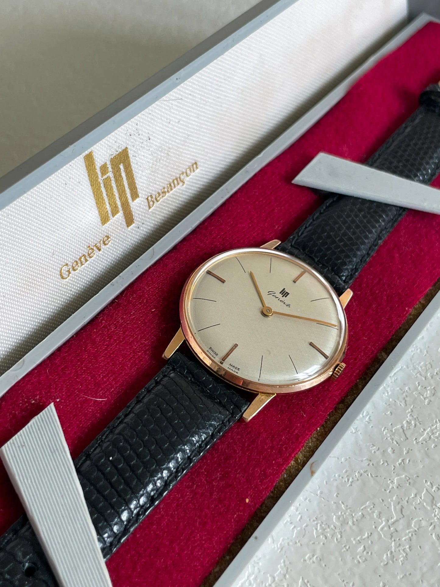 LIP Genève Extra Plate + Ecrin d'origine - DropAndWatch