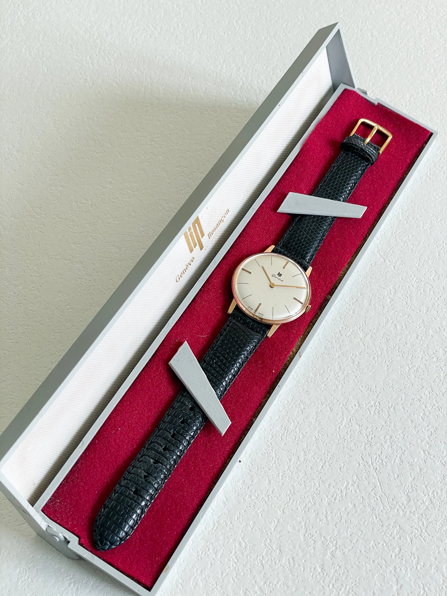 LIP Genève Extra Plate + Ecrin d'origine - DropAndWatch