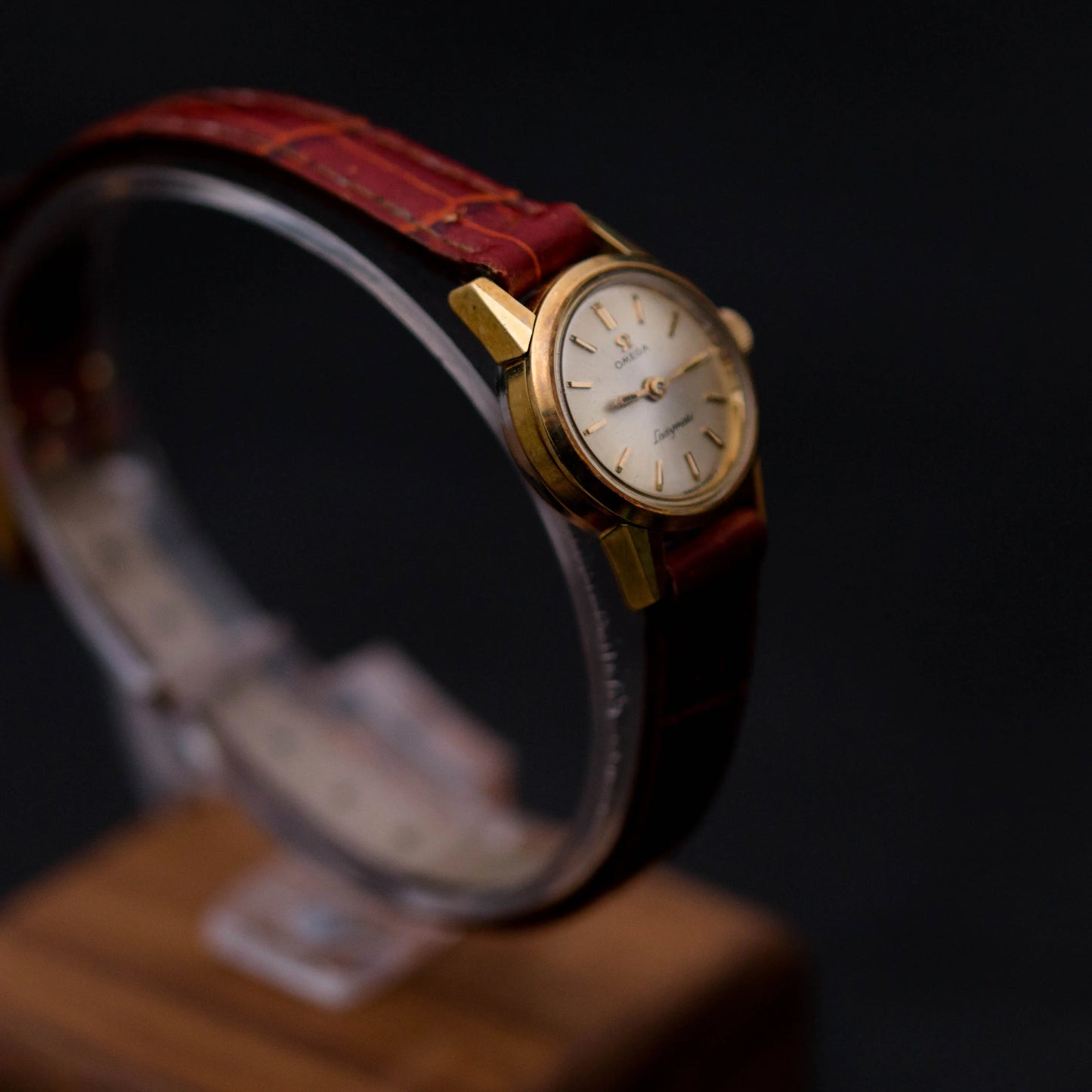 OMEGA Ladymatic Automatique ref. 555.001 OMEGA