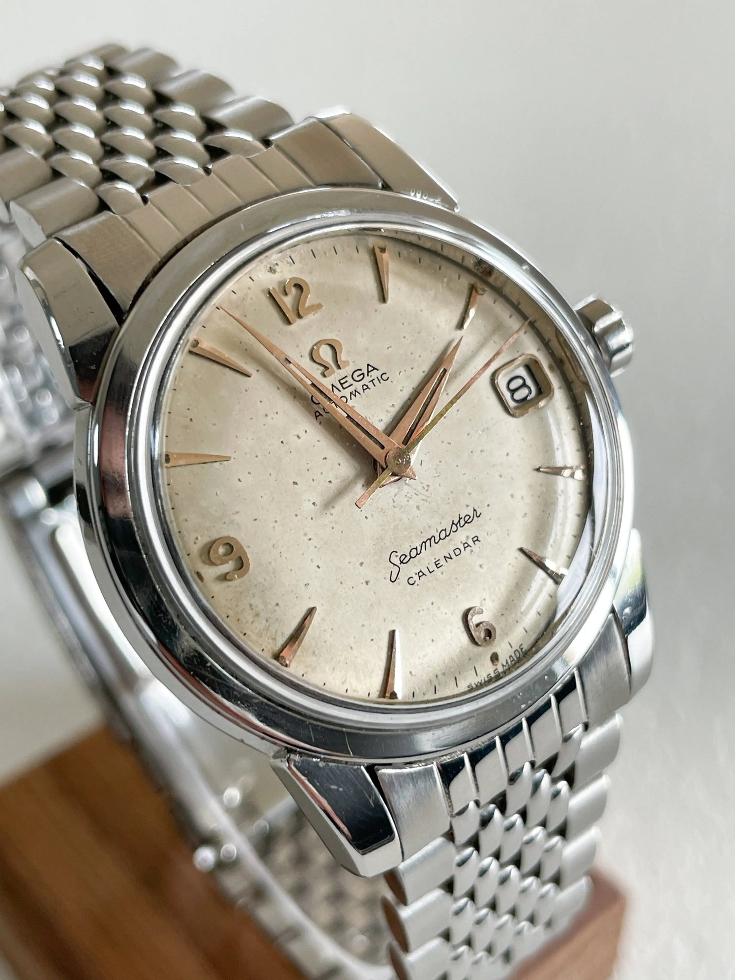 Omega Seamaster Calendar Automatic 2846-5SC 2848 - DropAndWatch
