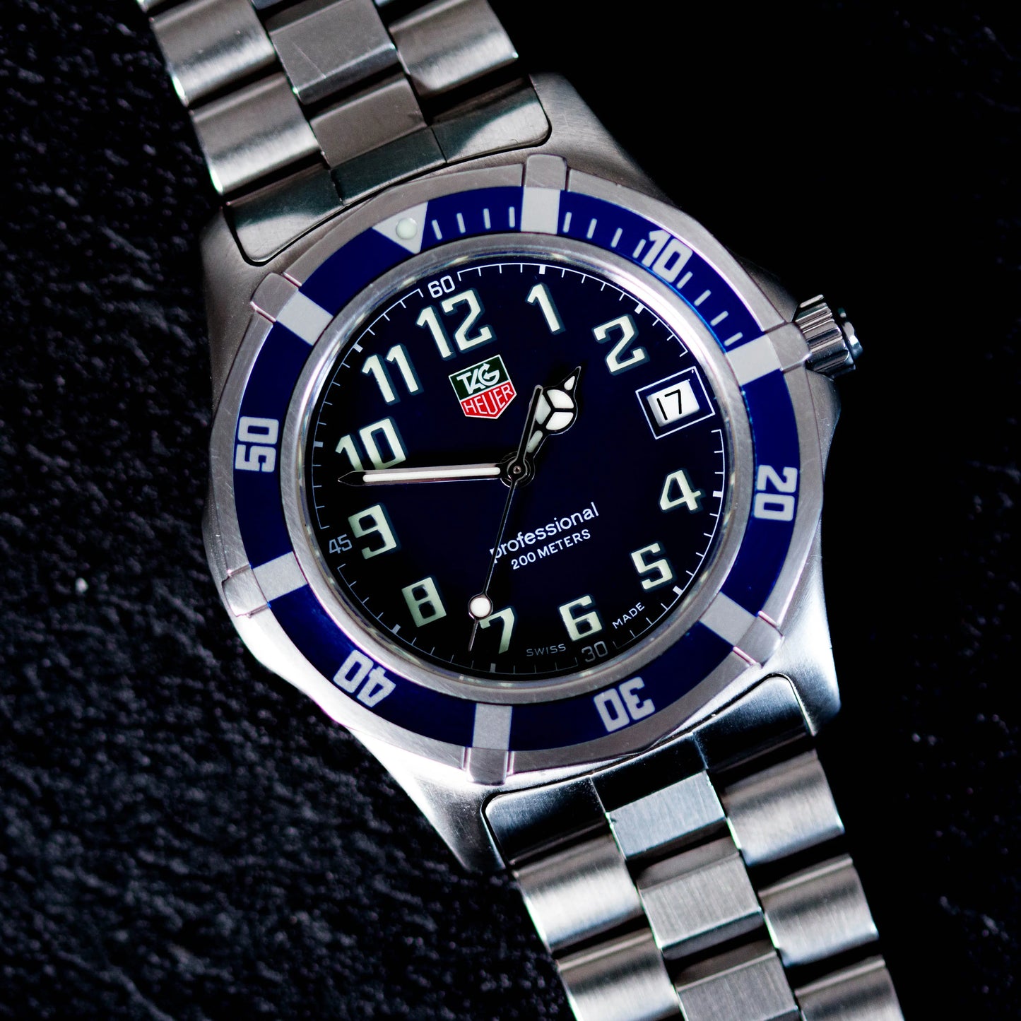 TAG HEUER Professional 2000 Series WM1113 TAG HEUER
