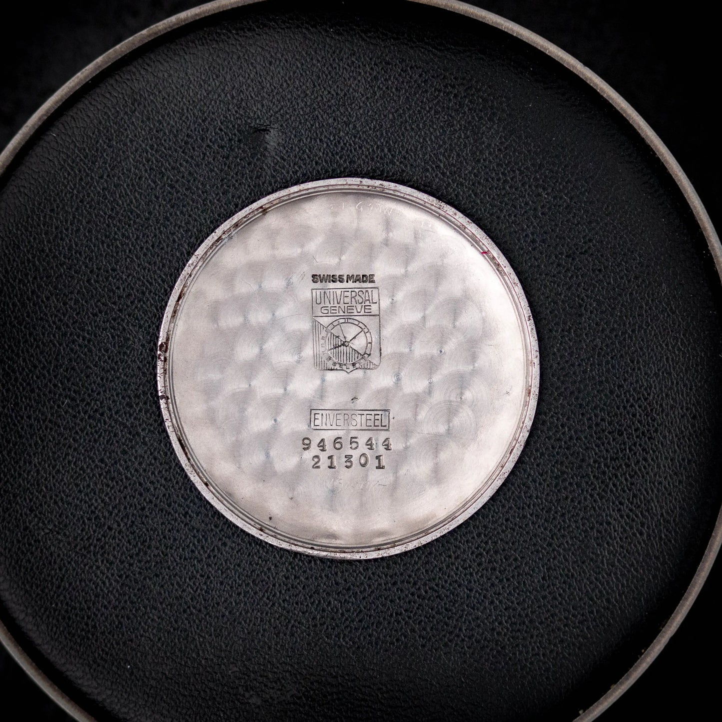 UNIVERSAL GENEVE Triple Date ref. 21301 Universal Genève
