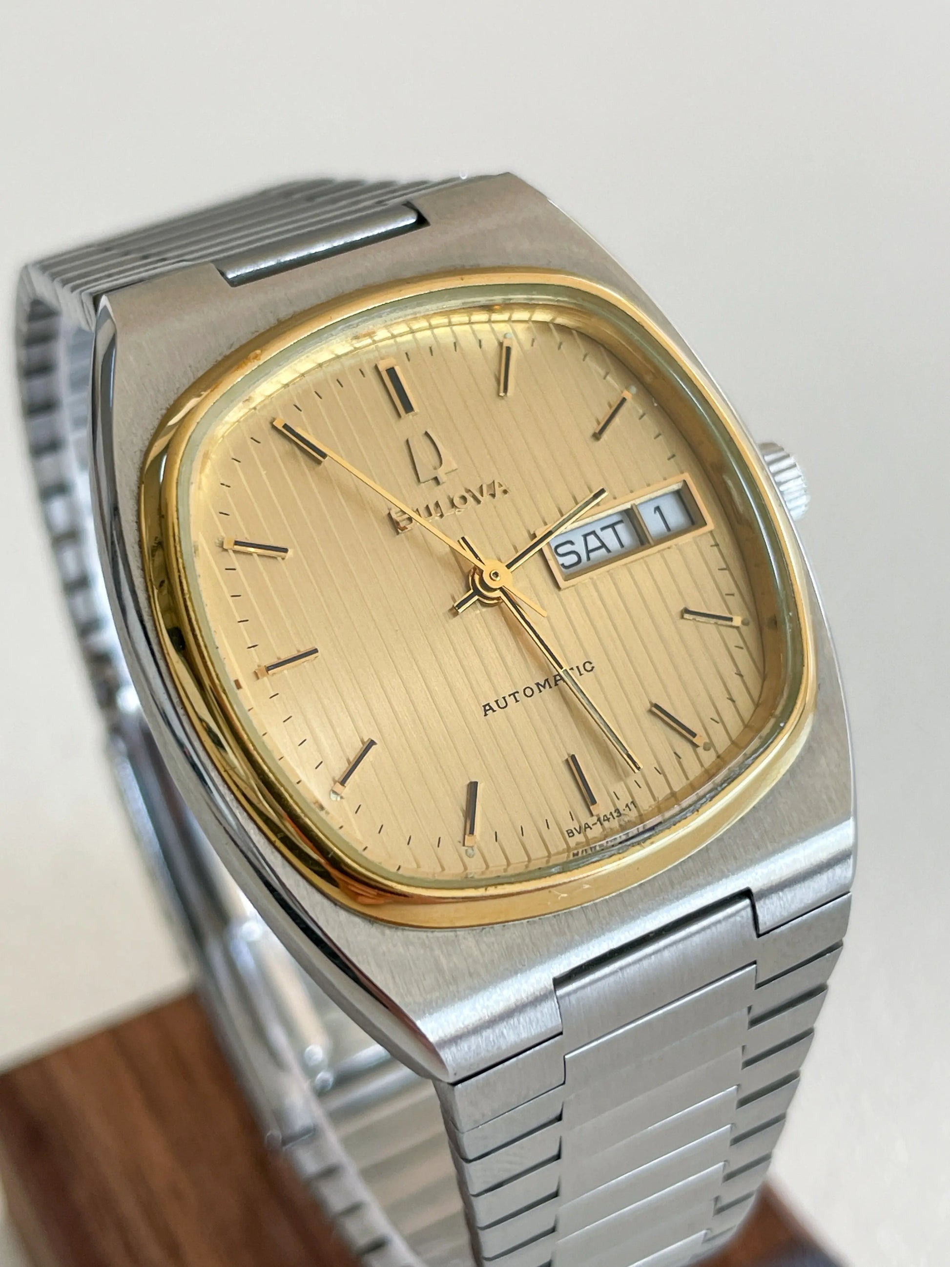 BULOVA Automatic Day Date BULOVA