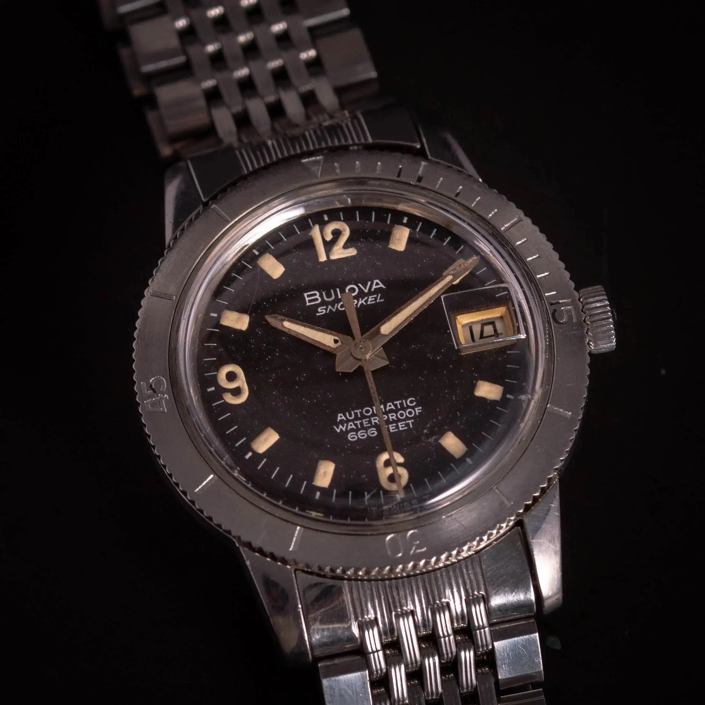BULOVA Snorkel 666 Feet vintage BULOVA