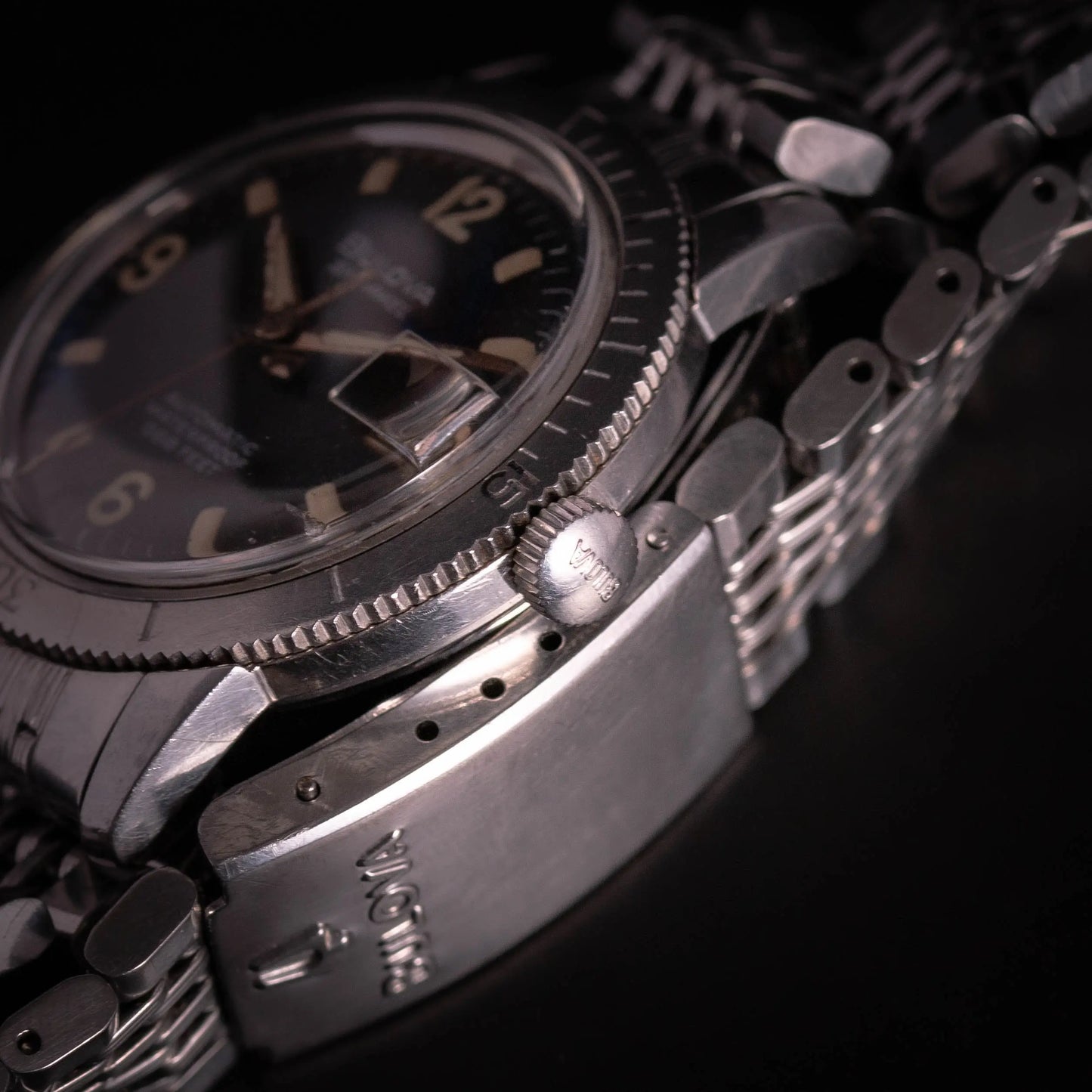 BULOVA Snorkel 666 Feet vintage BULOVA