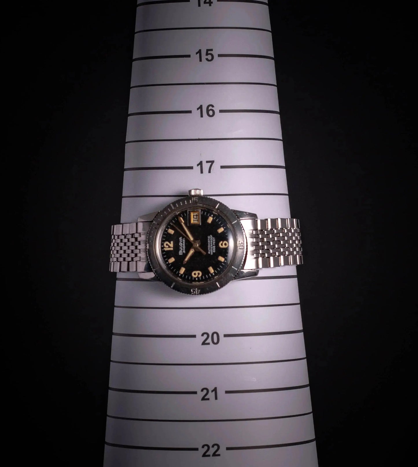 BULOVA Snorkel 666 Feet vintage BULOVA