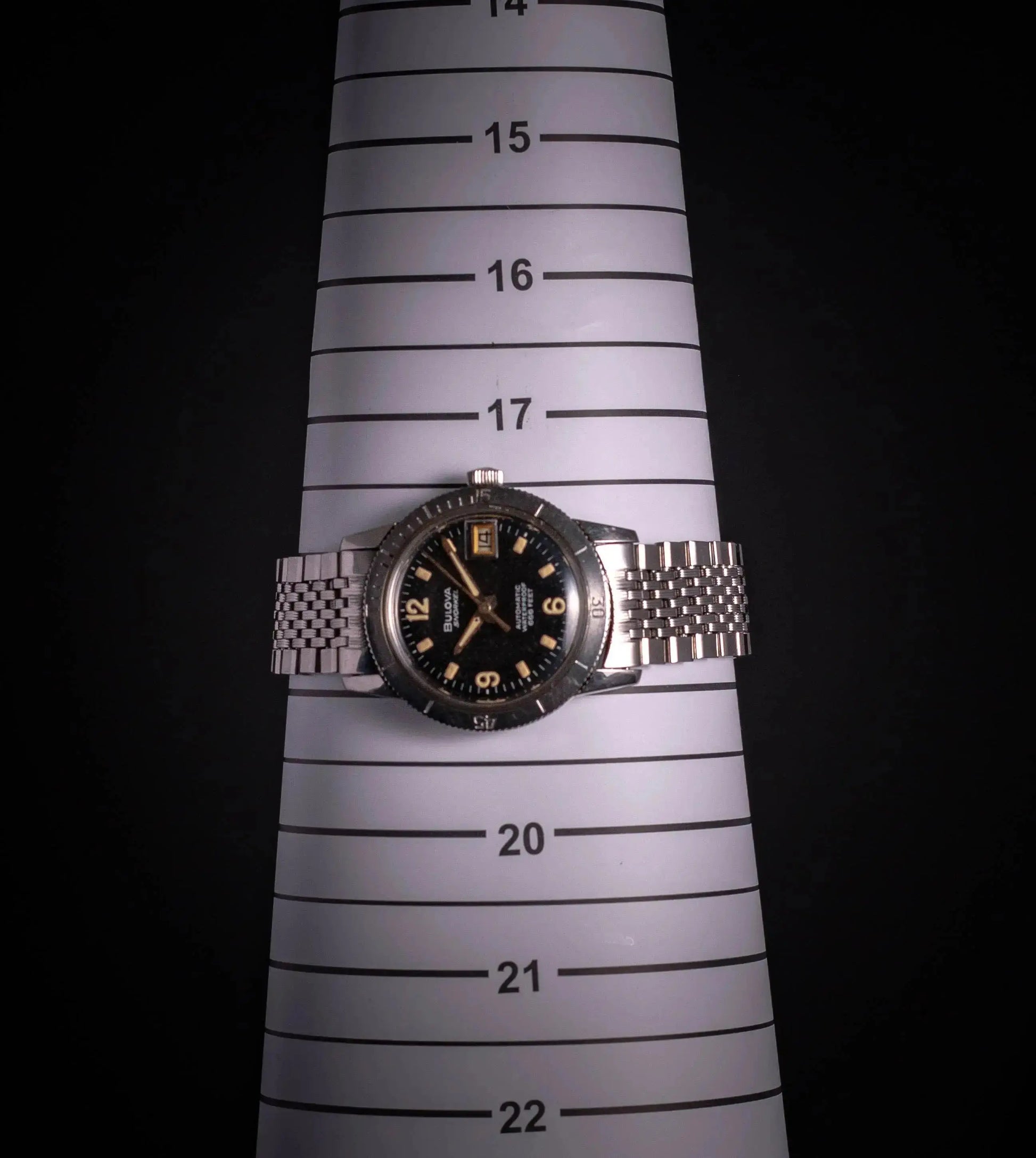 BULOVA Snorkel 666 Feet vintage BULOVA