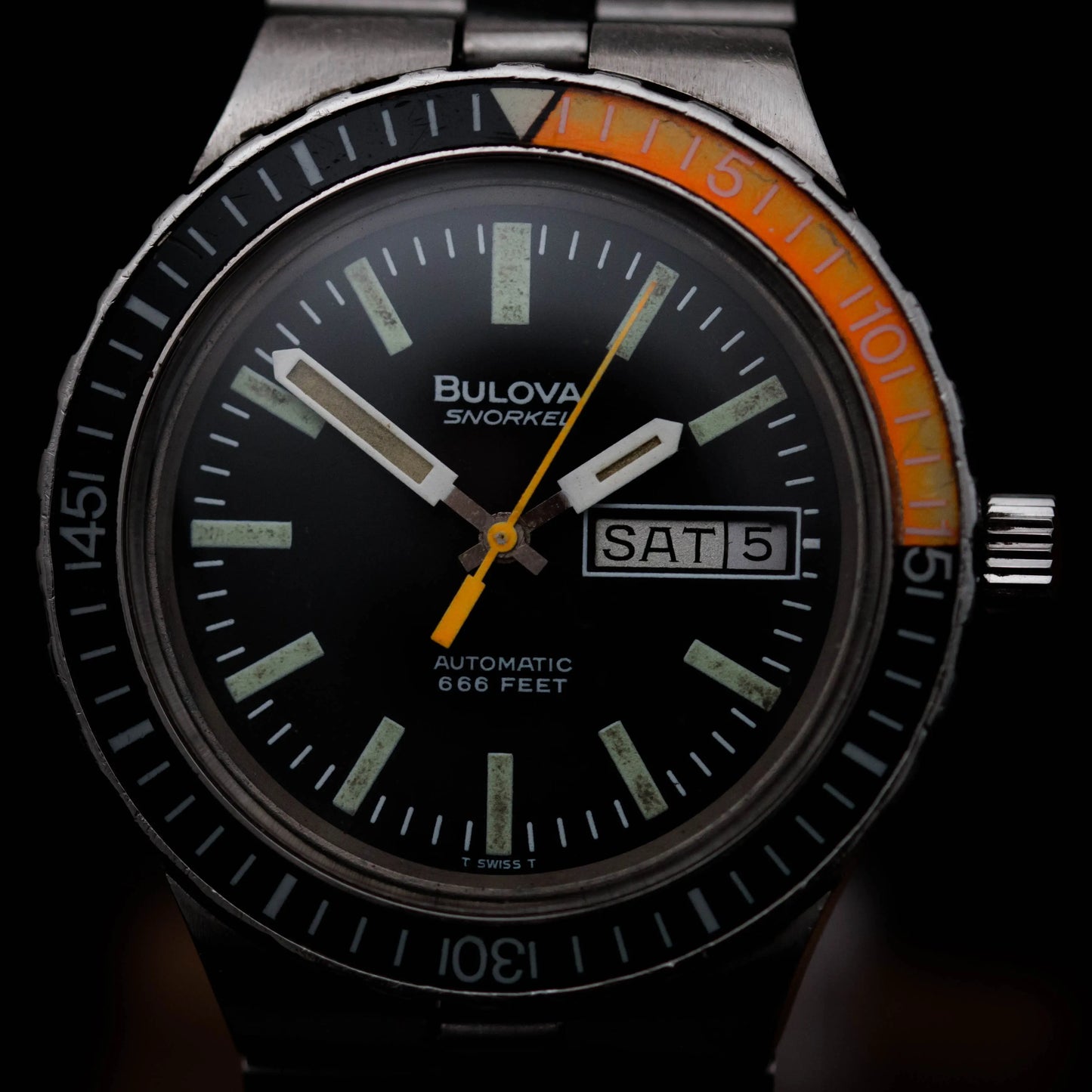 BULOVA Snorkel Automatic 666 Feet 7202-4 + Boîte BULOVA