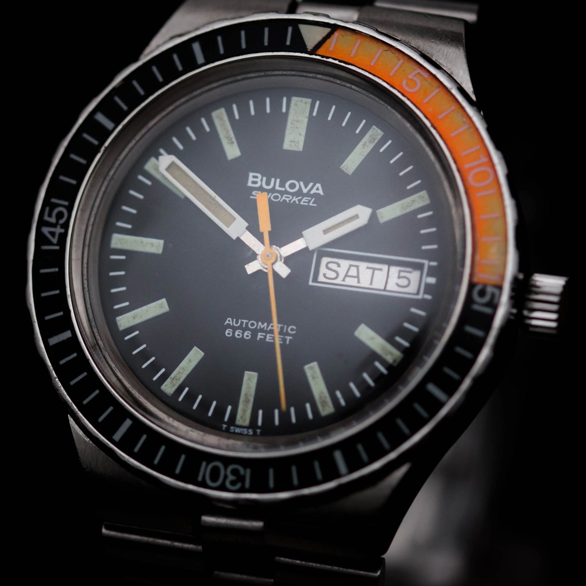 BULOVA Snorkel Automatic 666 Feet 7202-4 + Boîte BULOVA