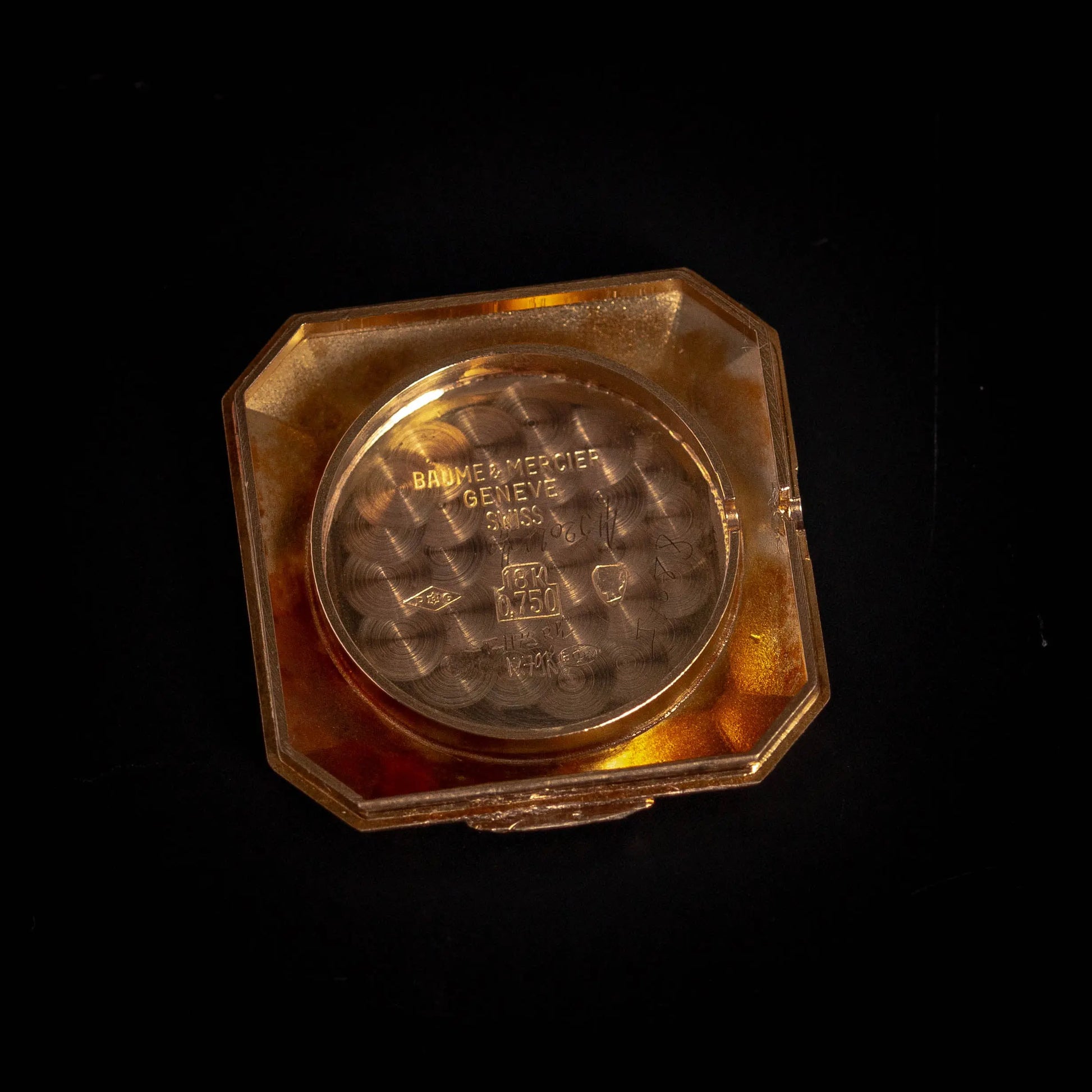 Baume Et Mercier Oeil De Tigre Or - ref. 38360 BAUME ET MERCIER