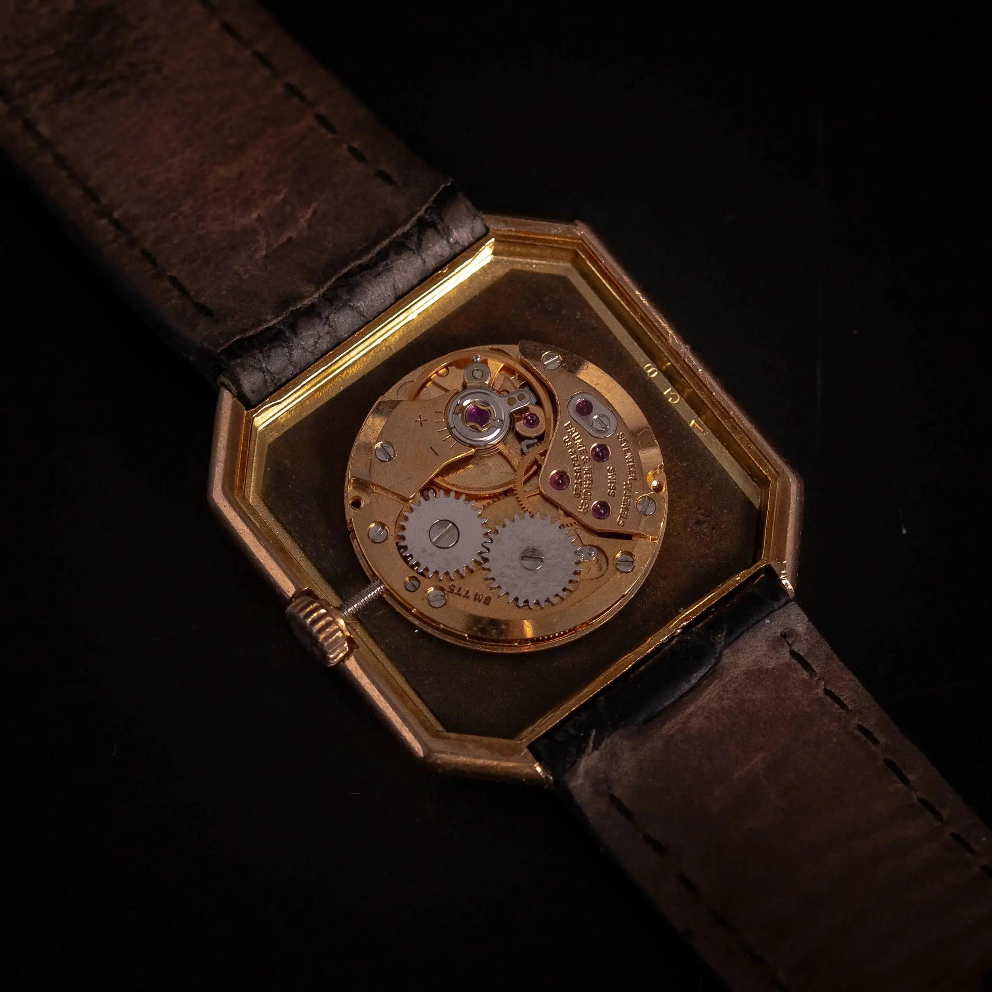 Baume Et Mercier Oeil De Tigre Or - ref. 38360 BAUME ET MERCIER