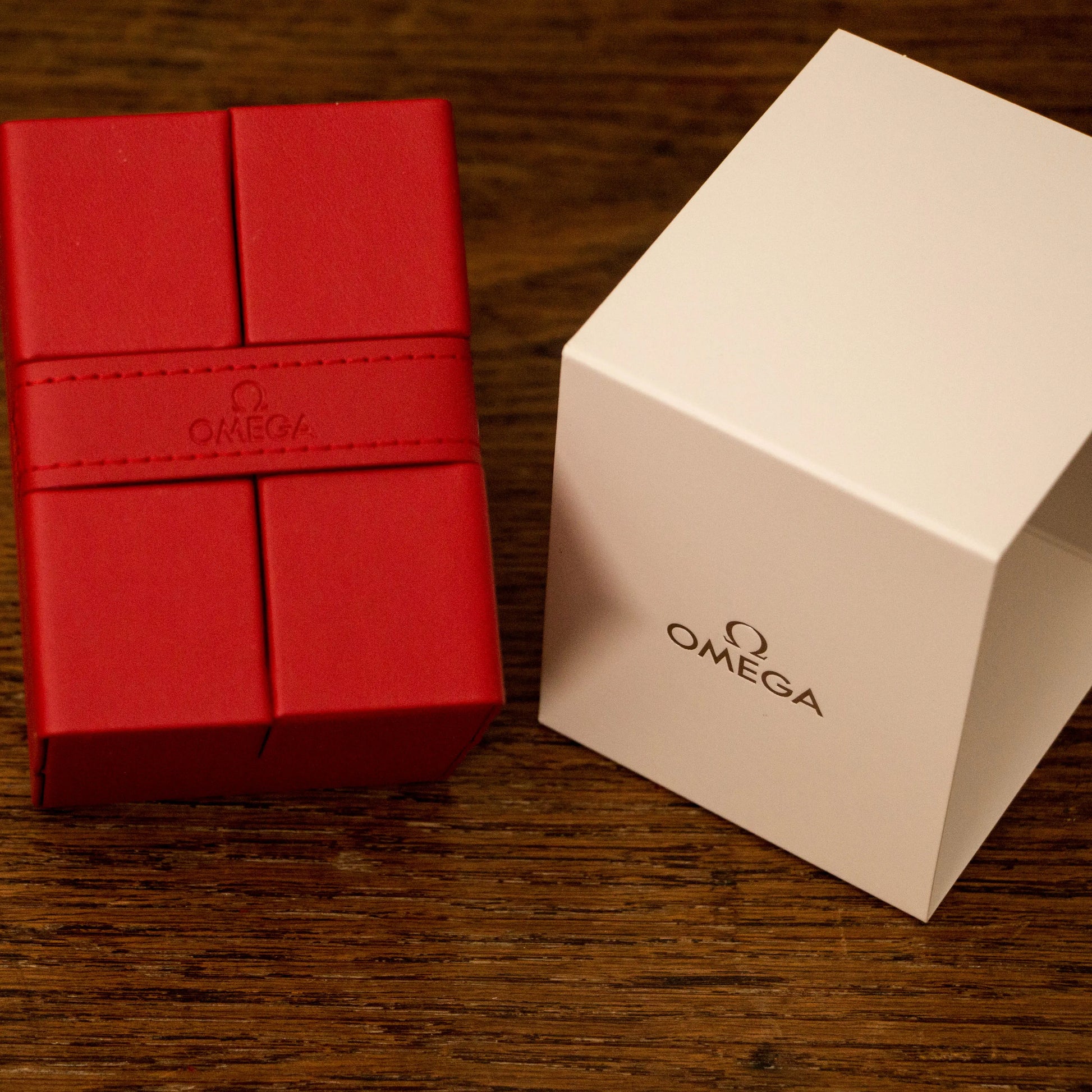 Boîte OMEGA -Neuve OMEGA