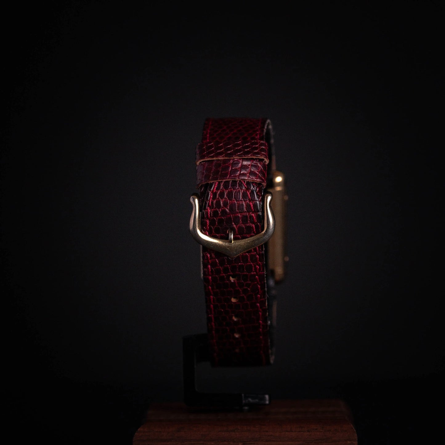 CARTIER Tank Burgundy Vintage