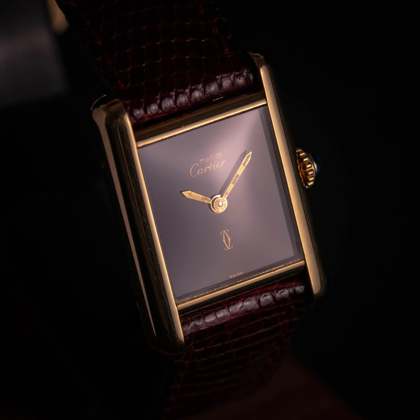 CARTIER Tank Burgundy Vintage - DropAndWatch