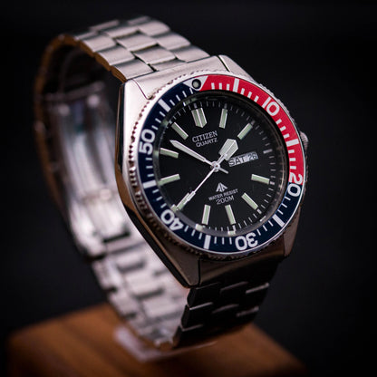 CITIZEN Promaster 200M Day Date - Pepsi Diver ref.5502 CITIZEN