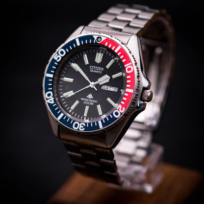 CITIZEN Promaster 200M Day Date - Pepsi Diver ref.5502 CITIZEN