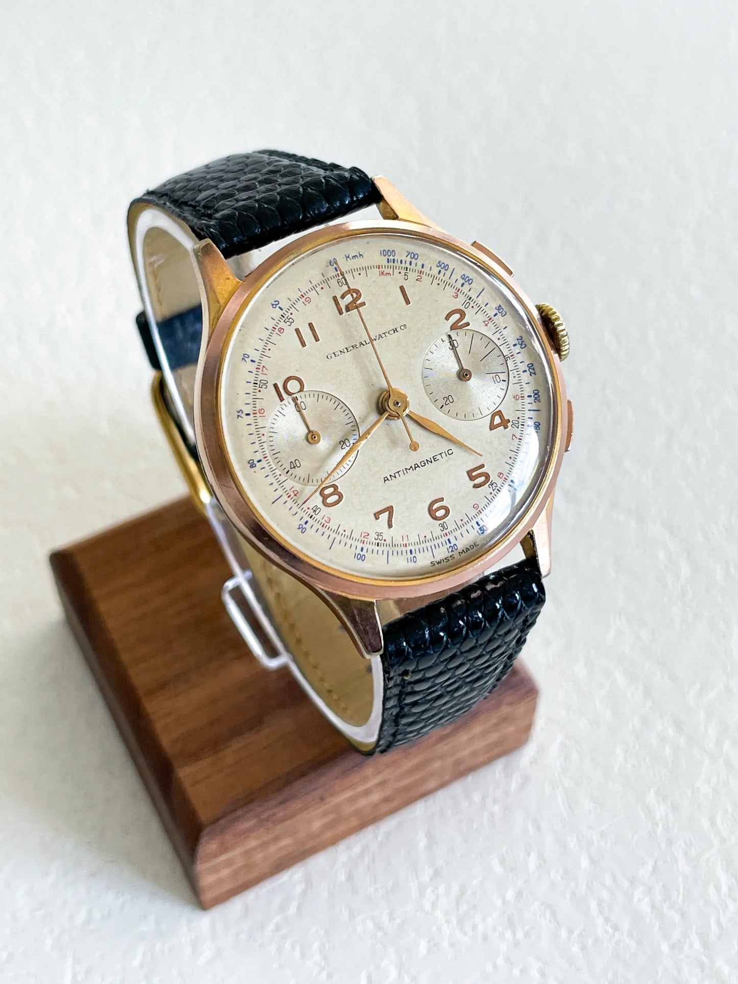 Chronographe General Watch Co Swiss Made - DropAndWatch