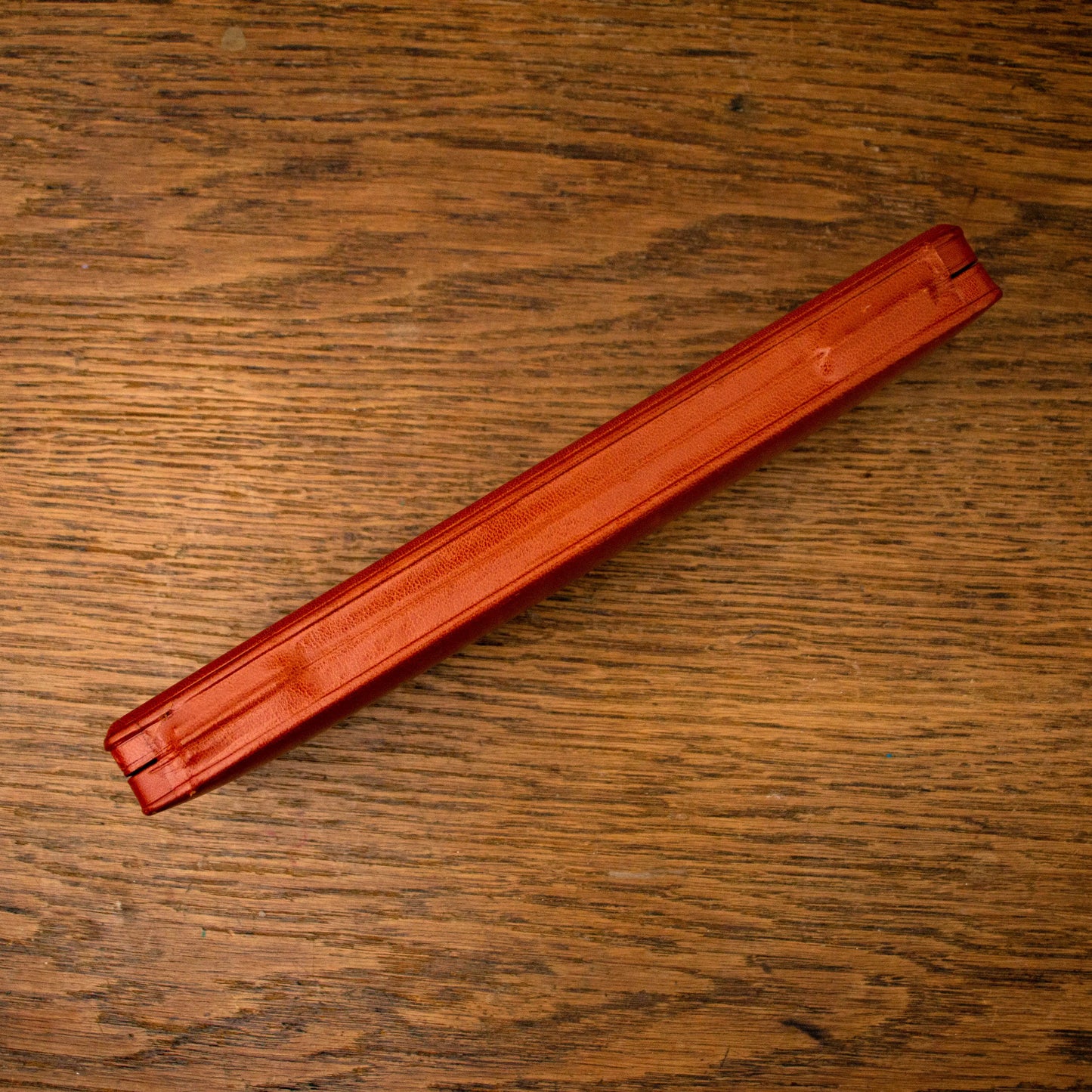 Ecrin Vintage LIP en cuir LIP