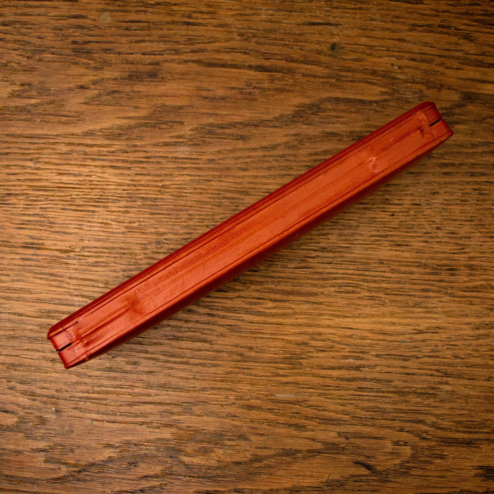 Ecrin Vintage LIP en cuir LIP
