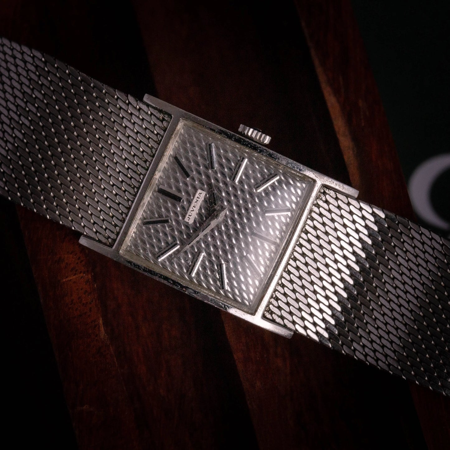 JUVENIA Vintage mécanique - DropAndWatch
