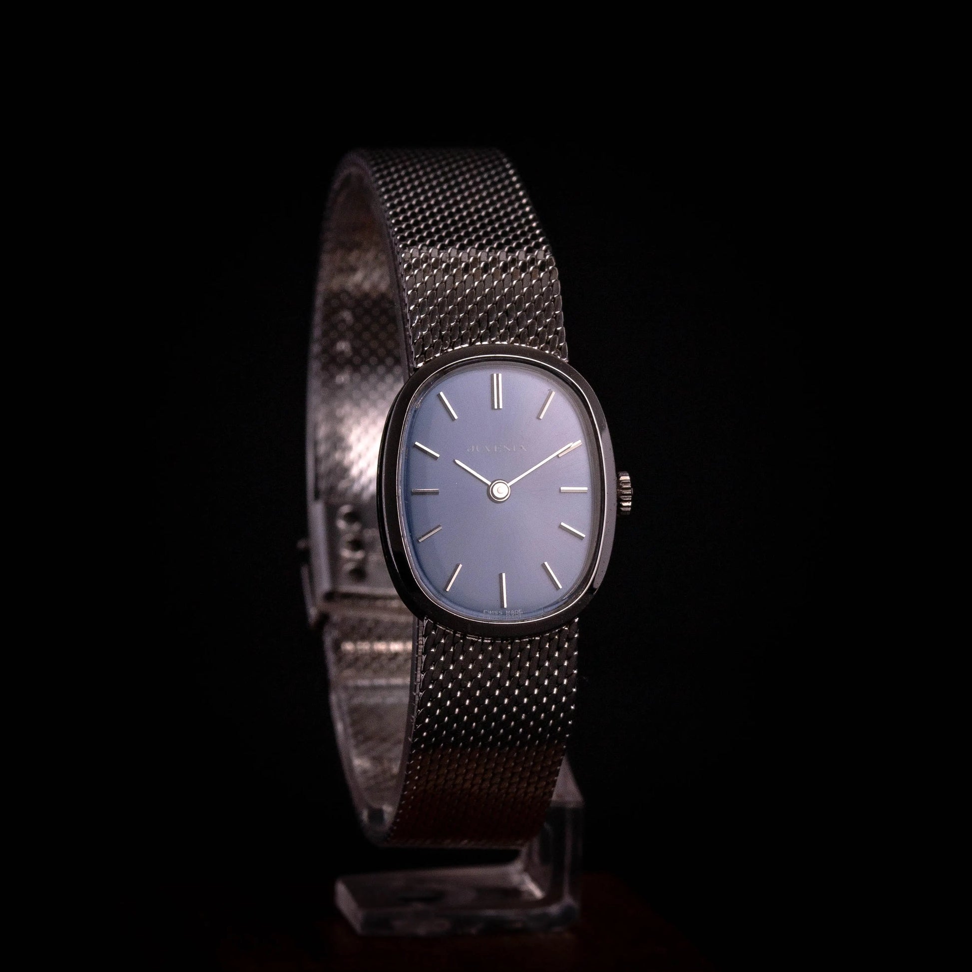 Juvenia Blue Dial Vintage - DropAndWatch