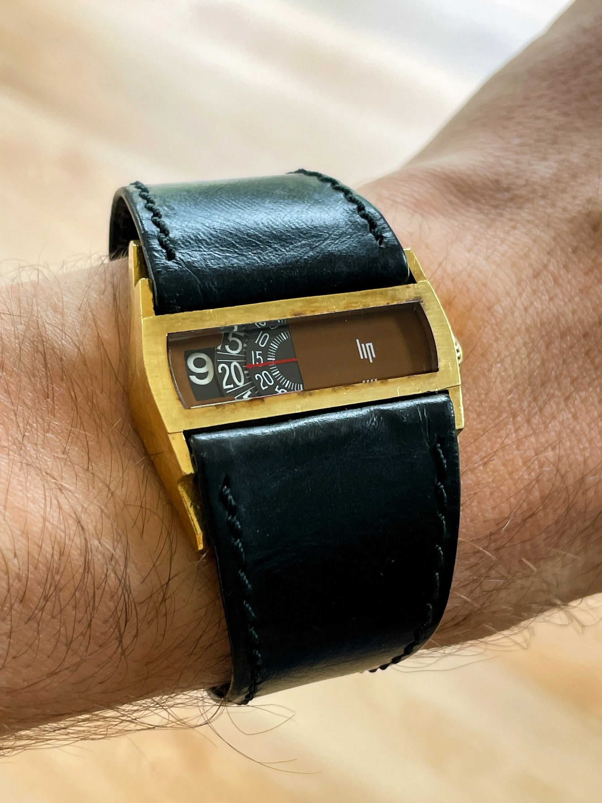MONTRE LIP T18 TIGE REMONTOIR LONGUEUR 17.85 FILETAGE DE 120 MONTRE LIP T18 TIGE REMONTOIR LONGUEUR 17.85 FILETAGE DE 120