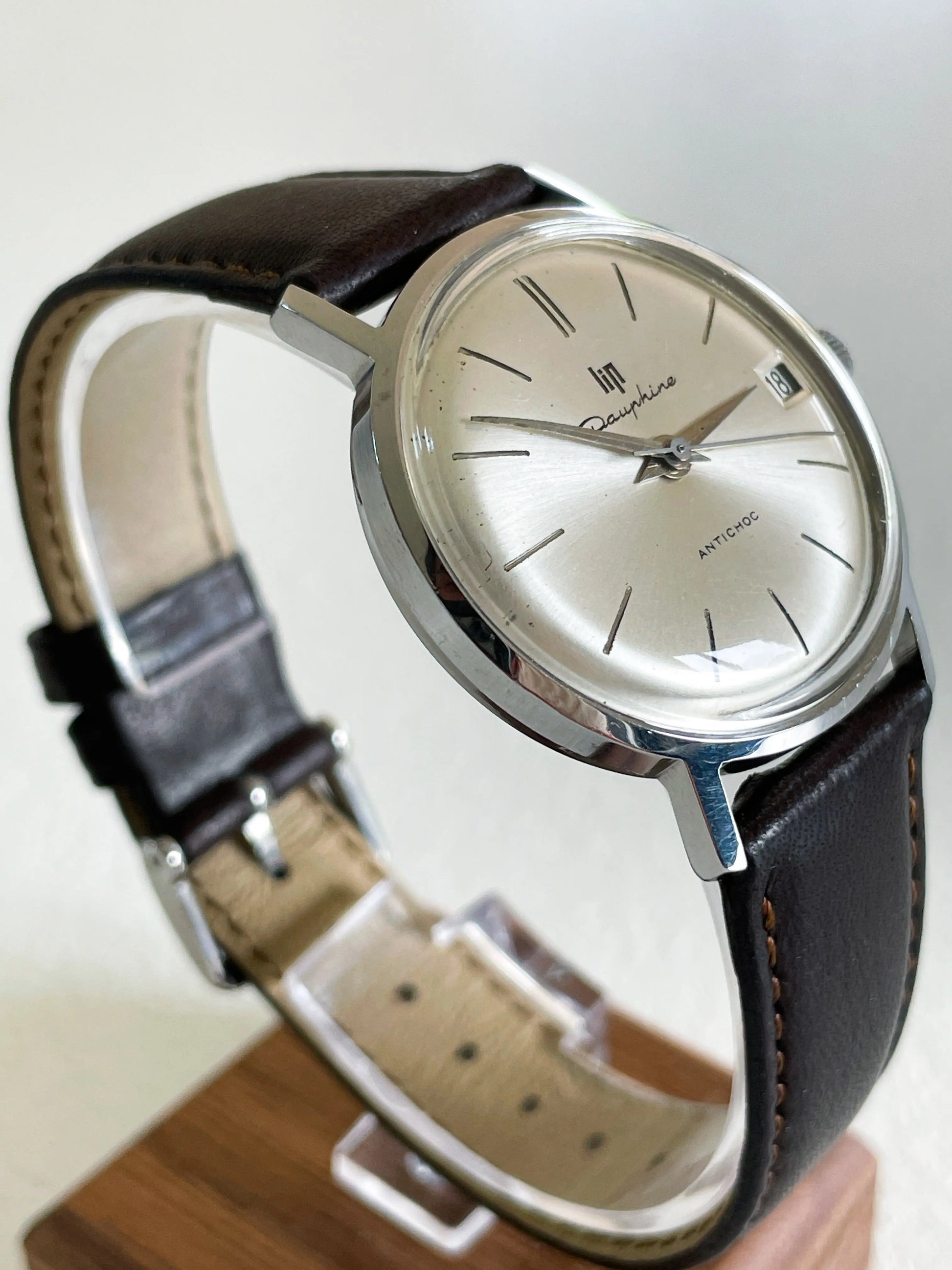 LIP Dauphine R166.23 Vintage - DropAndWatch