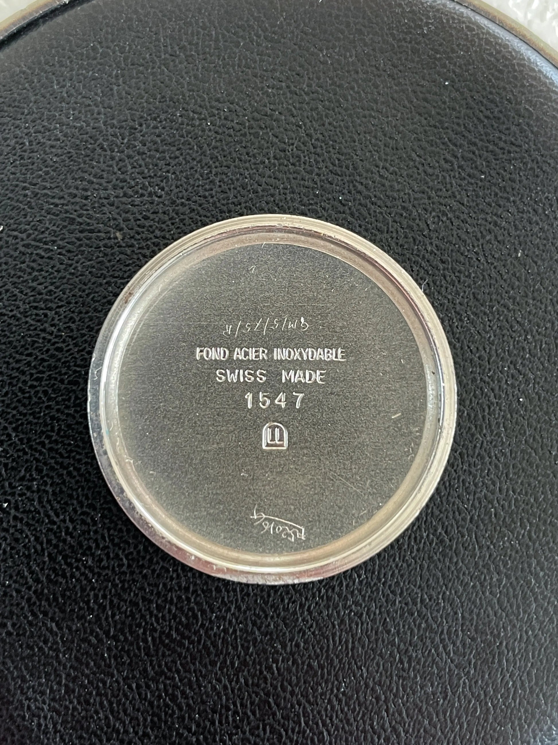 8PIÈCE HORLOGERIE MONTRE LIP T15 AXE DE BALANCIER 8PIÈCE HORLOGERIE MONTRE LIP T15 AXE DE BALANCIER