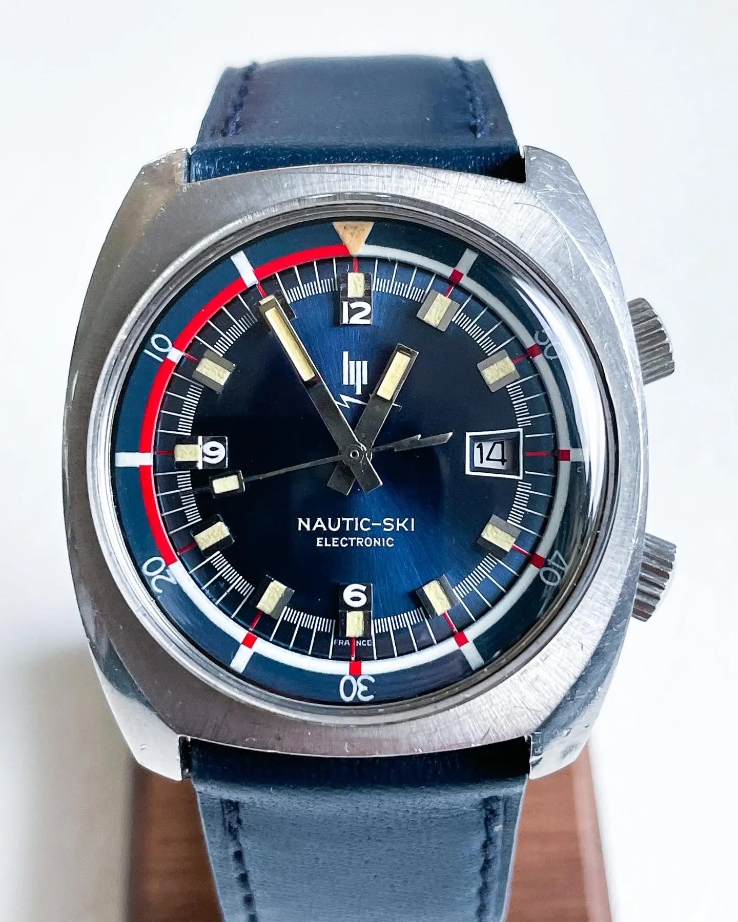 LIP Nautic-Ski Mk2 ref.42982 - DropAndWatch