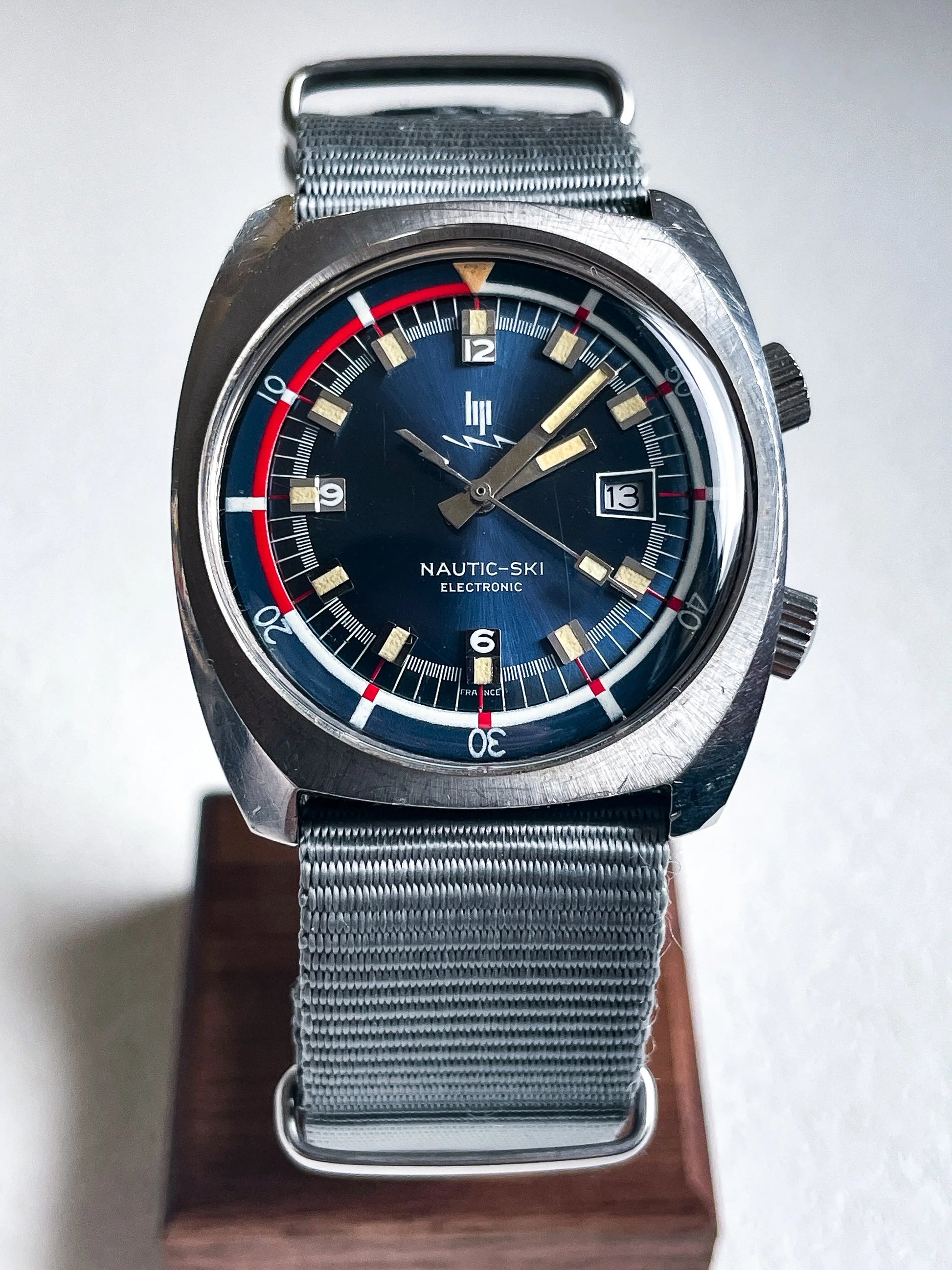 LIP Nautic-Ski Mk2 ref.42982 - DropAndWatch