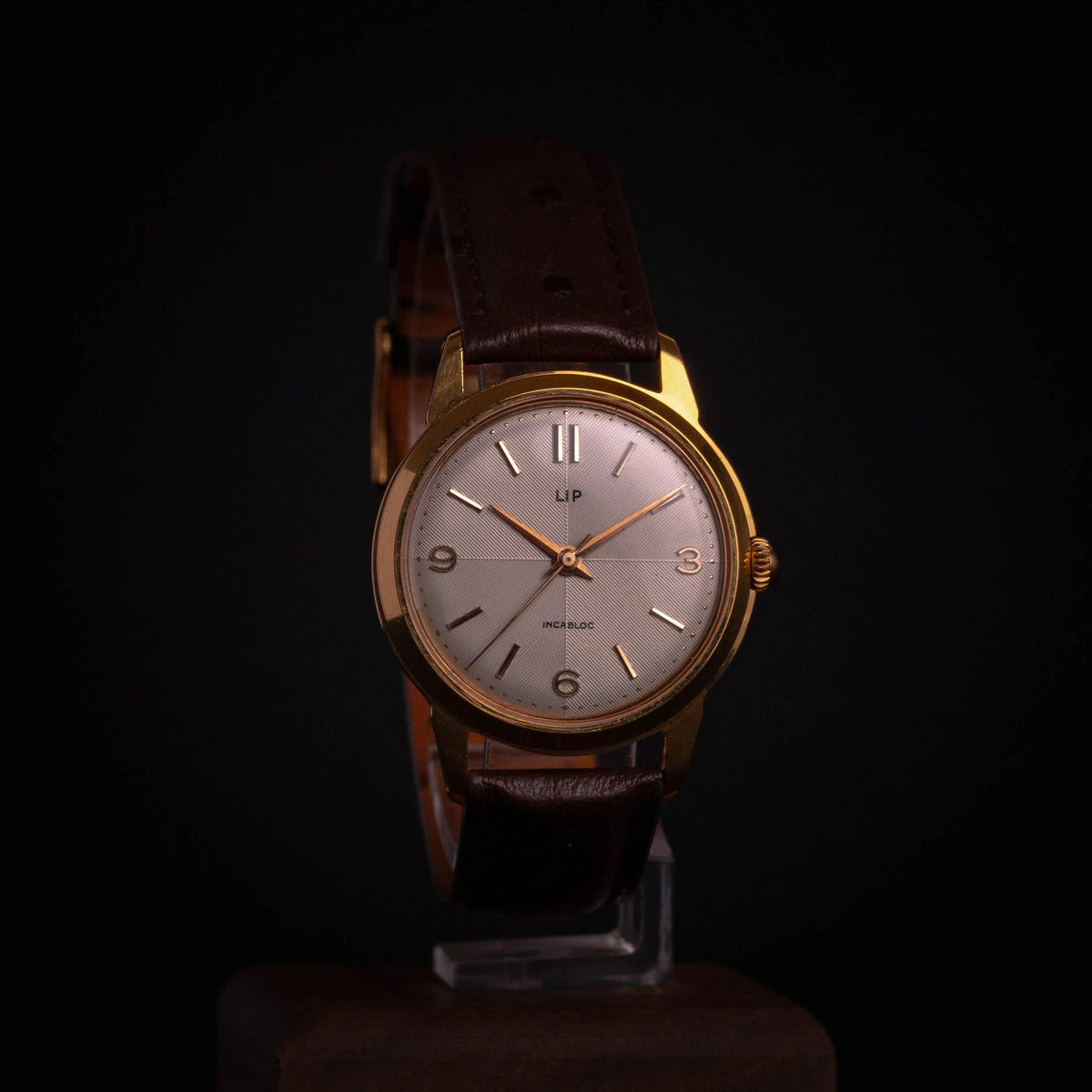 LIP Vintage R23 Cadran Guilloché