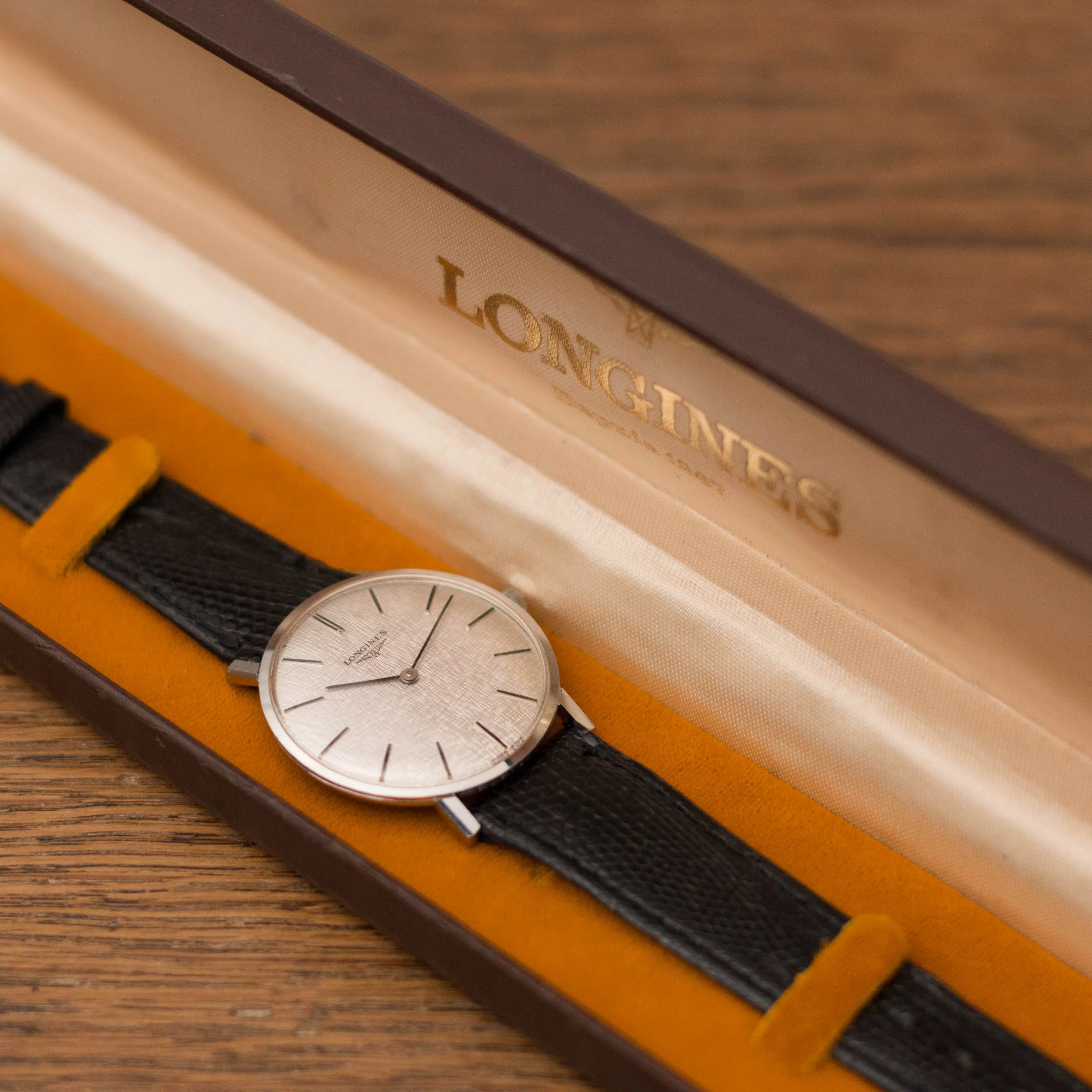 LONGINES Classic Linen Dial Ref.7849-1 + Boîte LONGINES