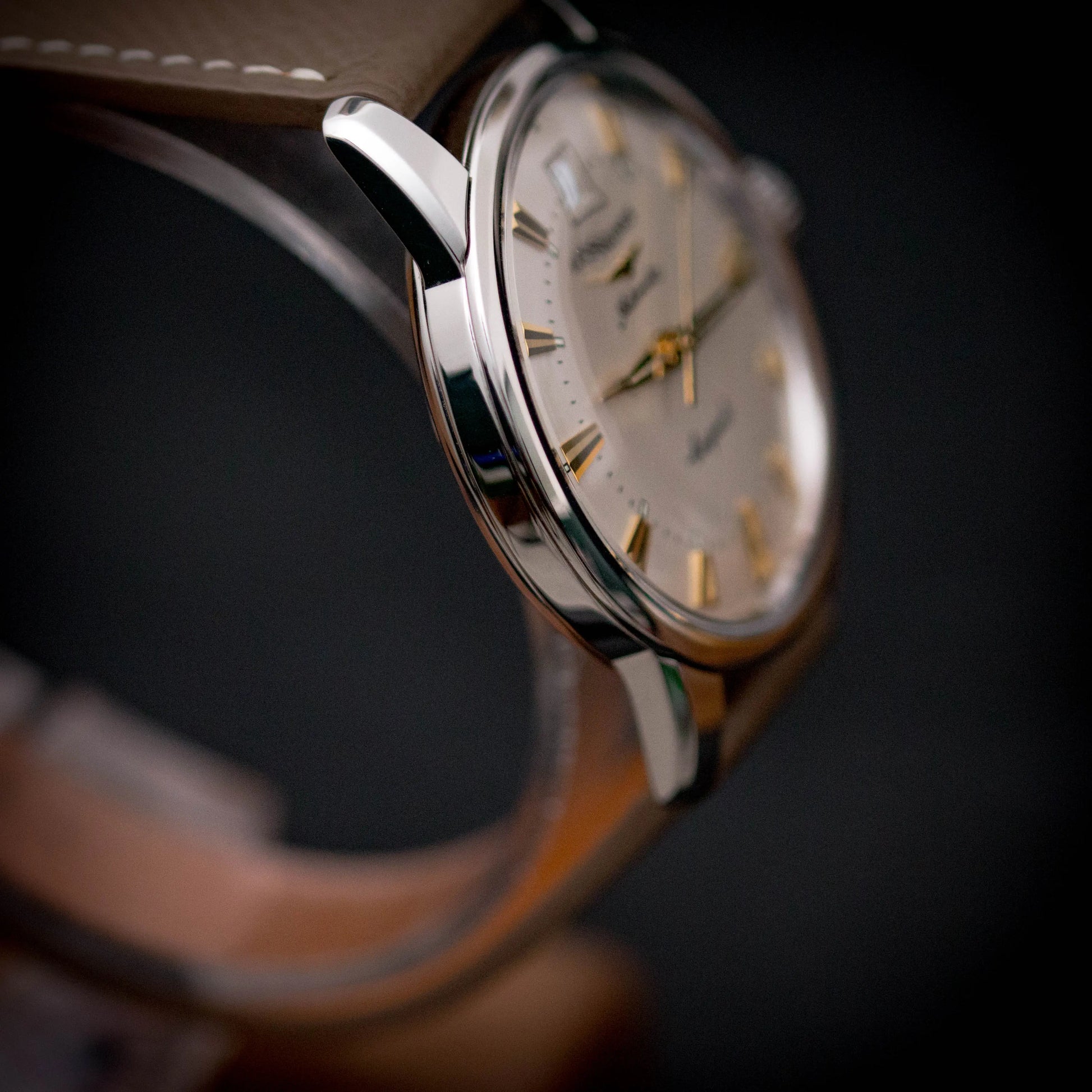 LONGINES Conquest Heritage Automatic L1.611.4 LONGINES