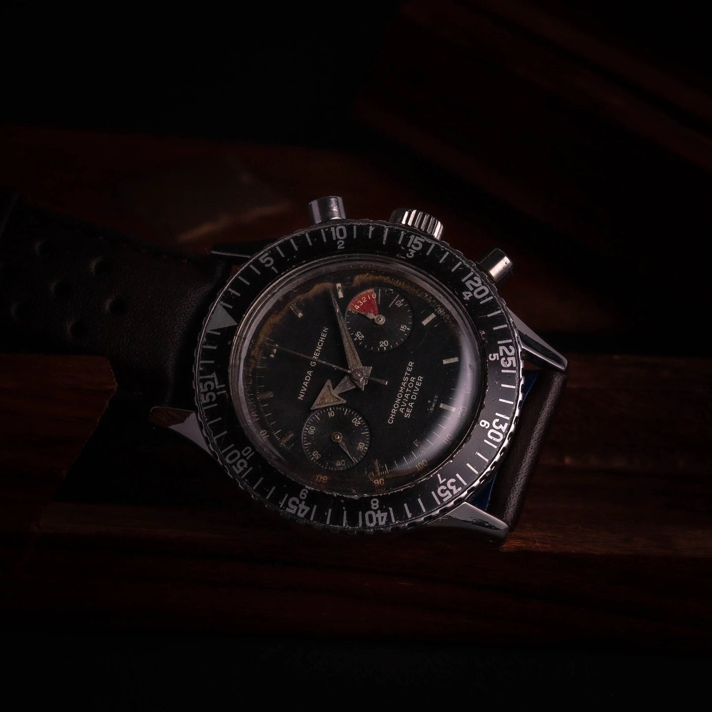 NIVADA GRENCHEN Chronomaster Aviator Sea Diver - 1581 M 8222