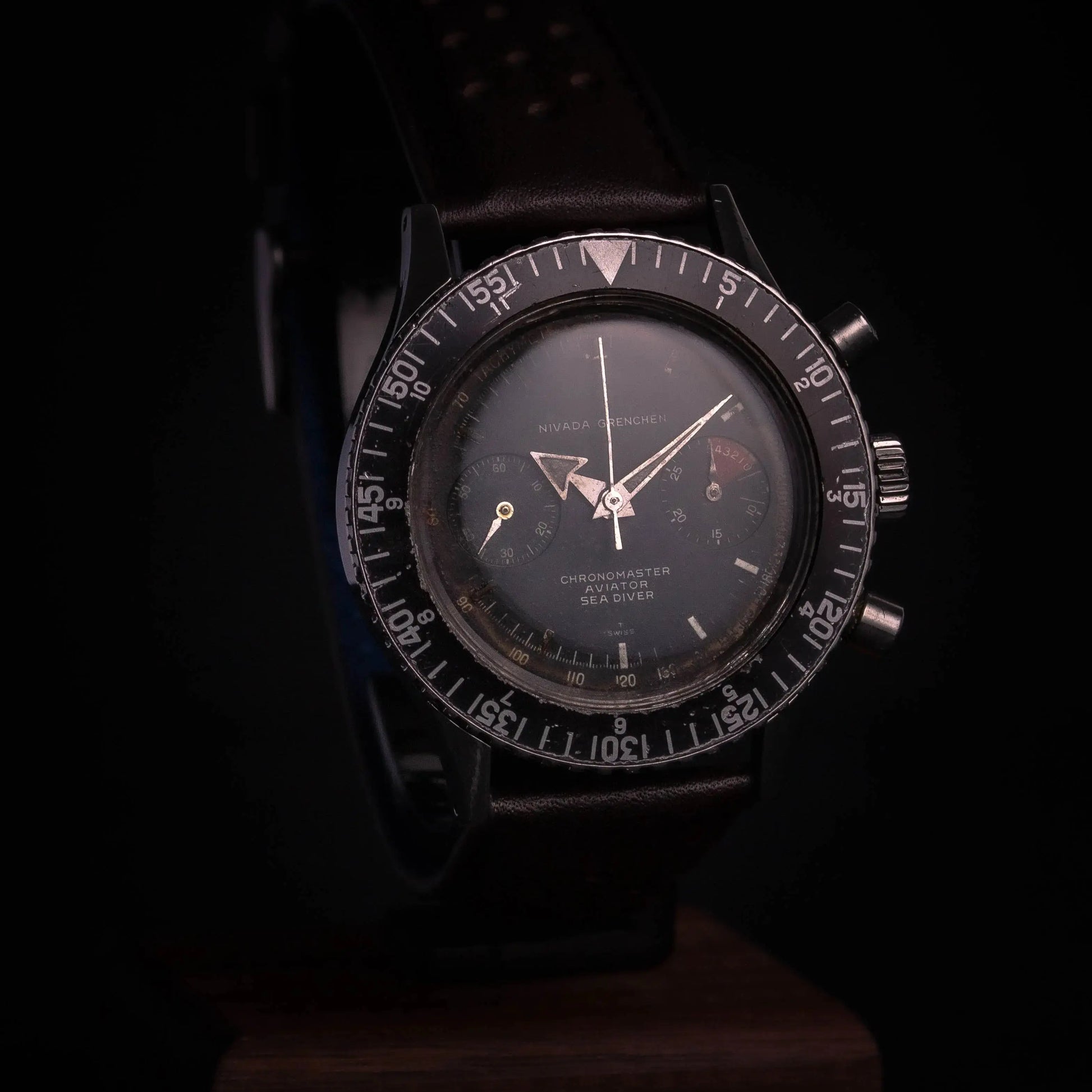 NIVADA GRENCHEN Chronomaster Aviator Sea Diver - 1581 M 8222 NIVADA GRENCHEN