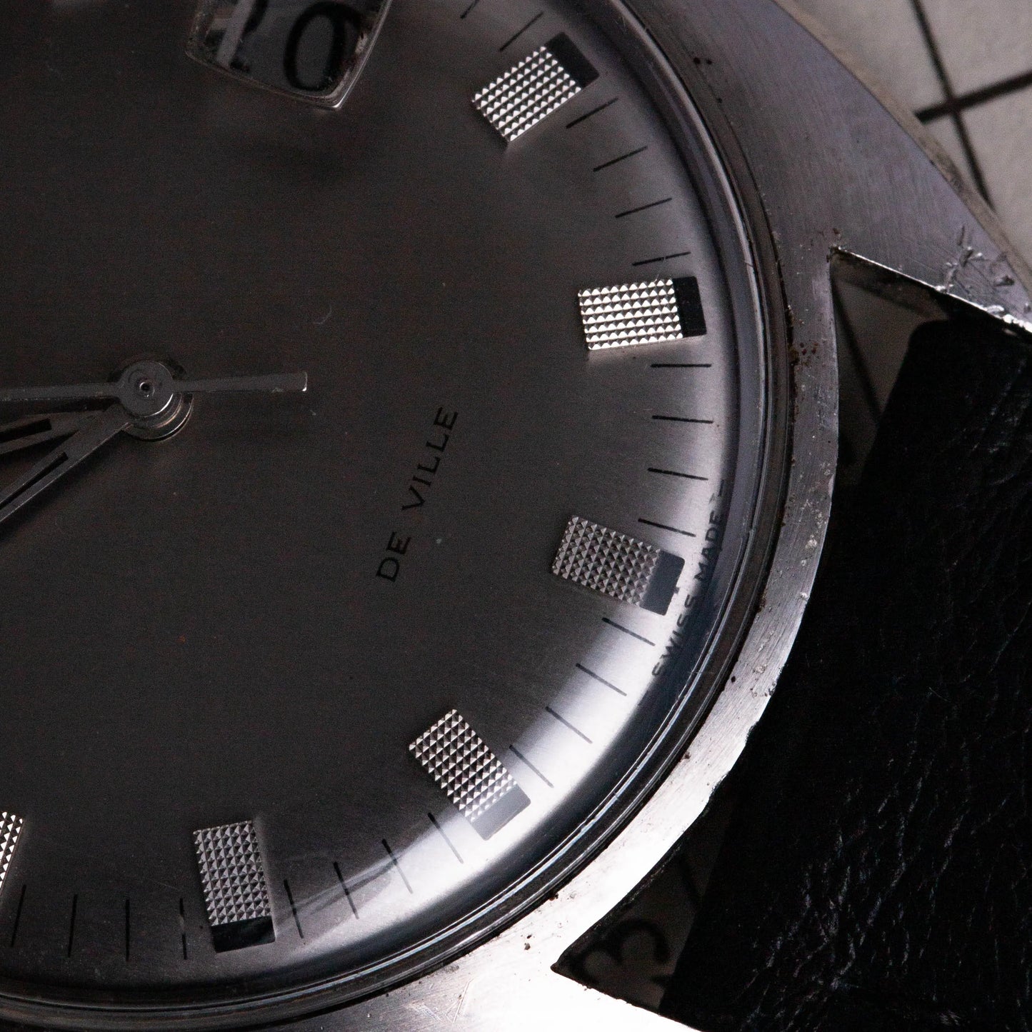 Omega De Ville C-Shape