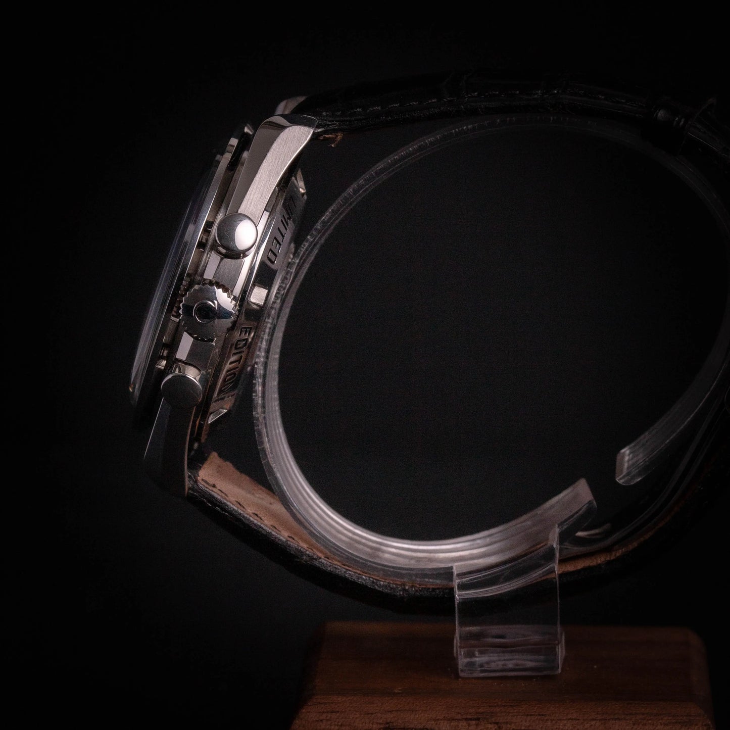 Omega Speedmaster Apollo XI 25th Anniversary - Full Set - DropAndWatch