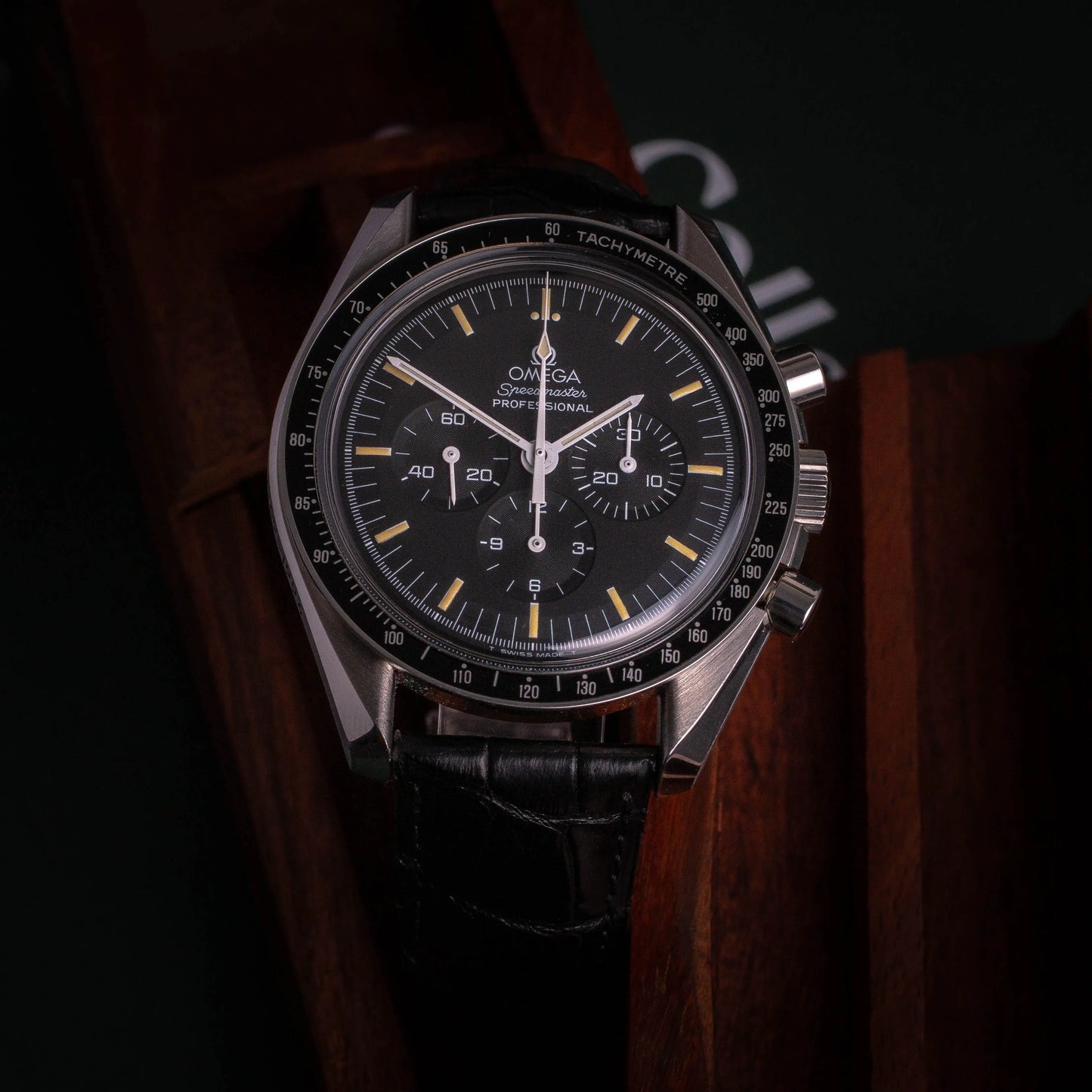 Omega Speedmaster Apollo XI 25th Anniversary - Full Set - DropAndWatch