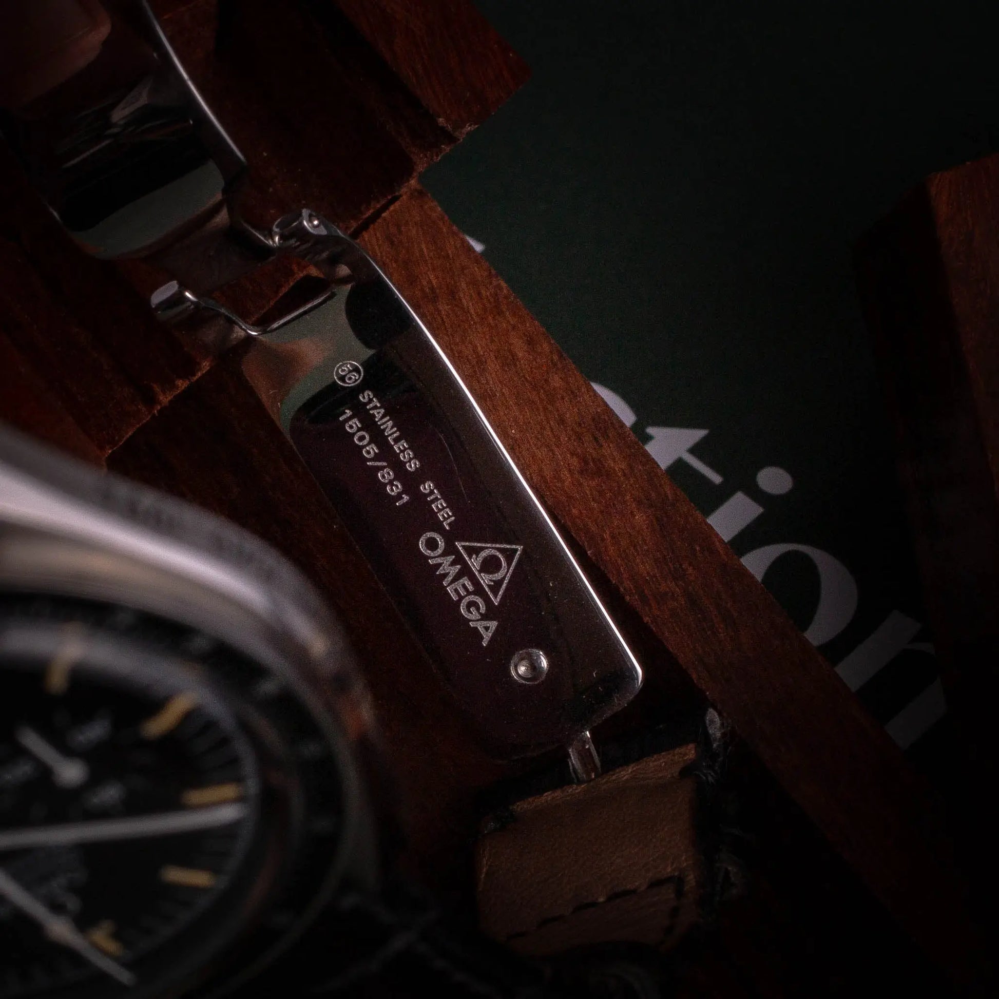 Omega Speedmaster Apollo XI 25th Anniversary - Full Set - DropAndWatch