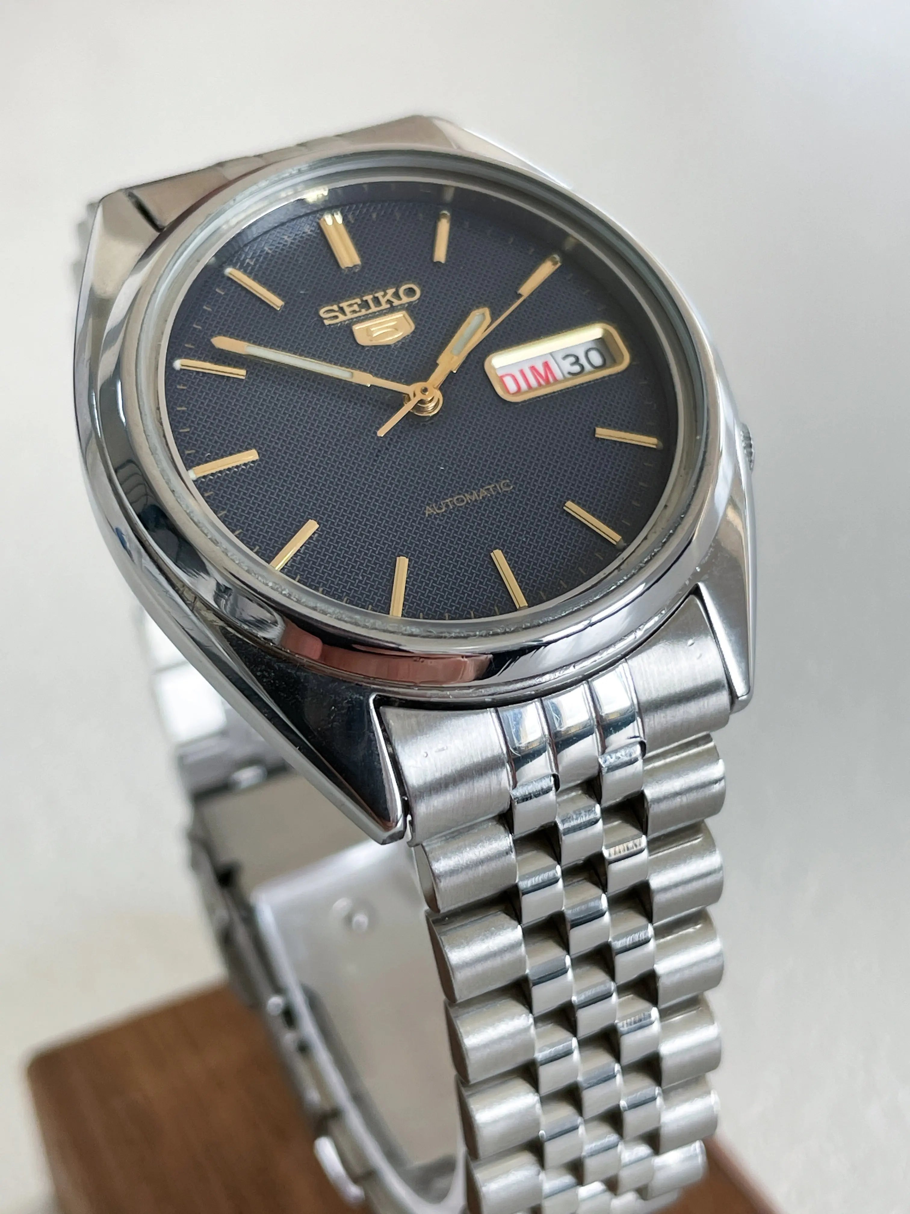 SEIKO 5 Automatic 7S26 3040 Seiko Vintage DropAndWatch