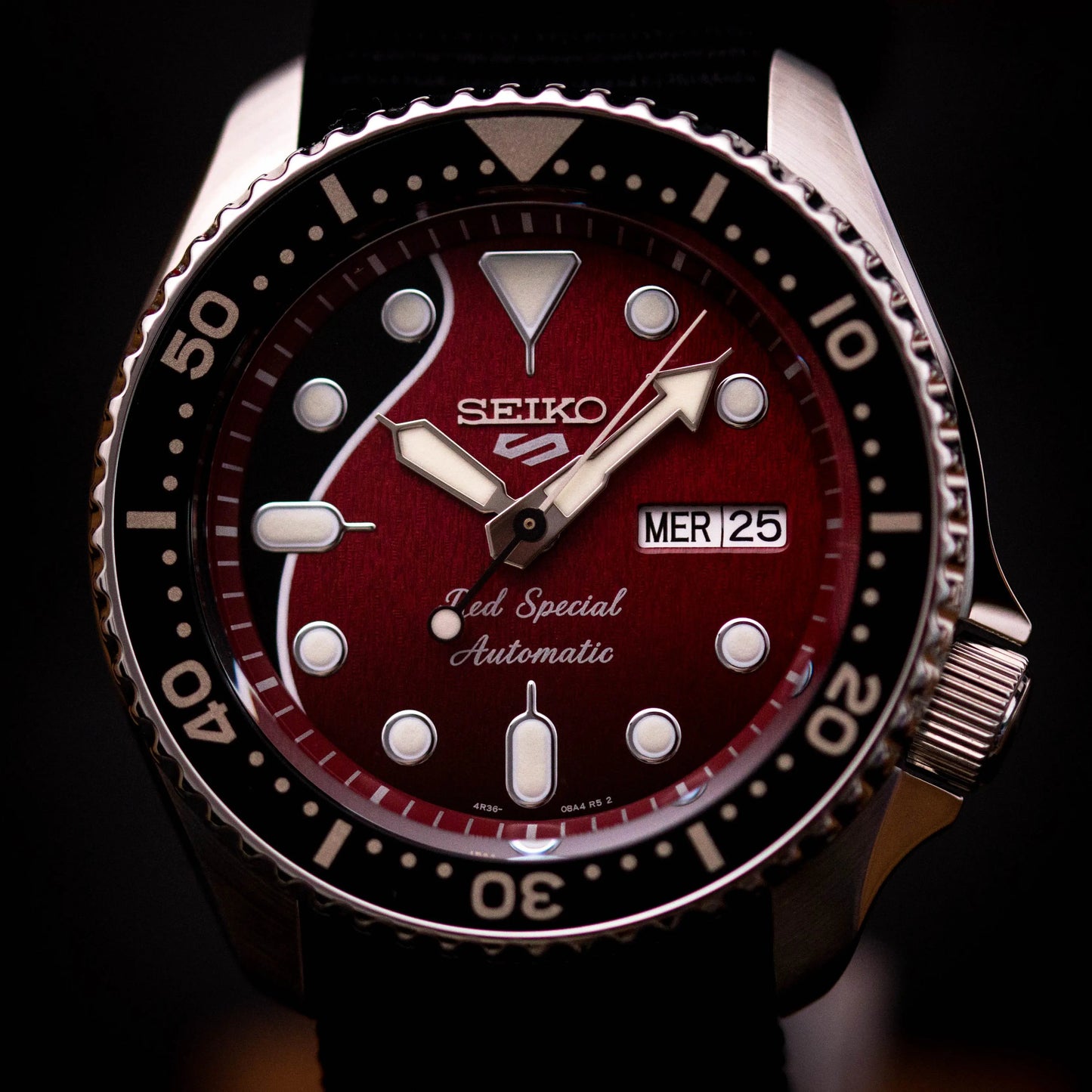 SEIKO 5 Brian May Edition SRPE83K1 - Full Set SEIKO