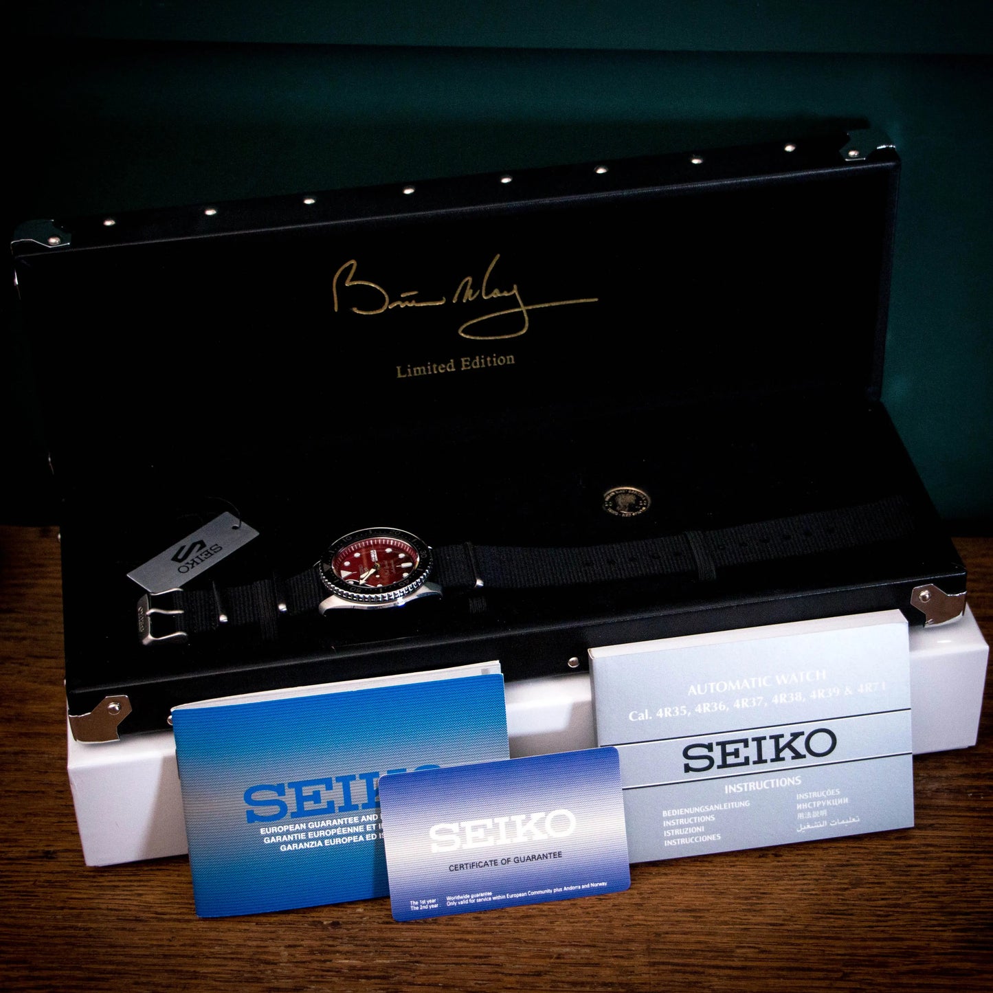 SEIKO 5 Brian May Edition SRPE83K1 - Full Set SEIKO