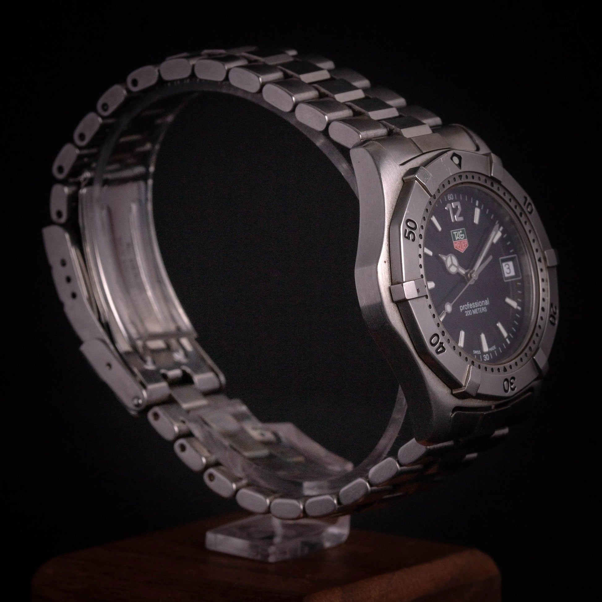 TAG HEUER Professional 200M WK1110-0 - DropAndWatch