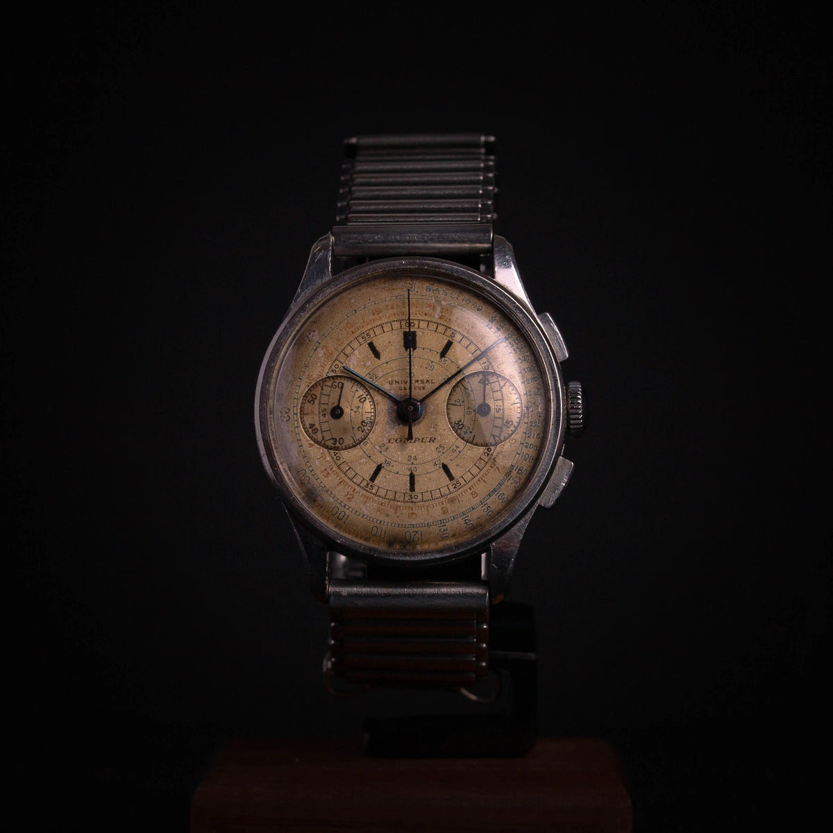 UNIVERSAL GENEVE Compur 22420 - DropAndWatch