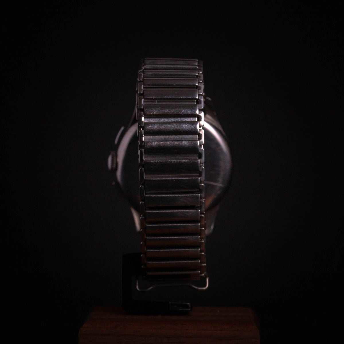 UNIVERSAL GENEVE Compur 22420 - DropAndWatch